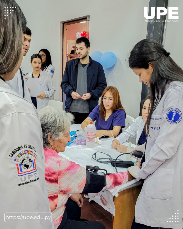 Mega Servicio a la Comunidad Proyecto de Extensión Universitaria