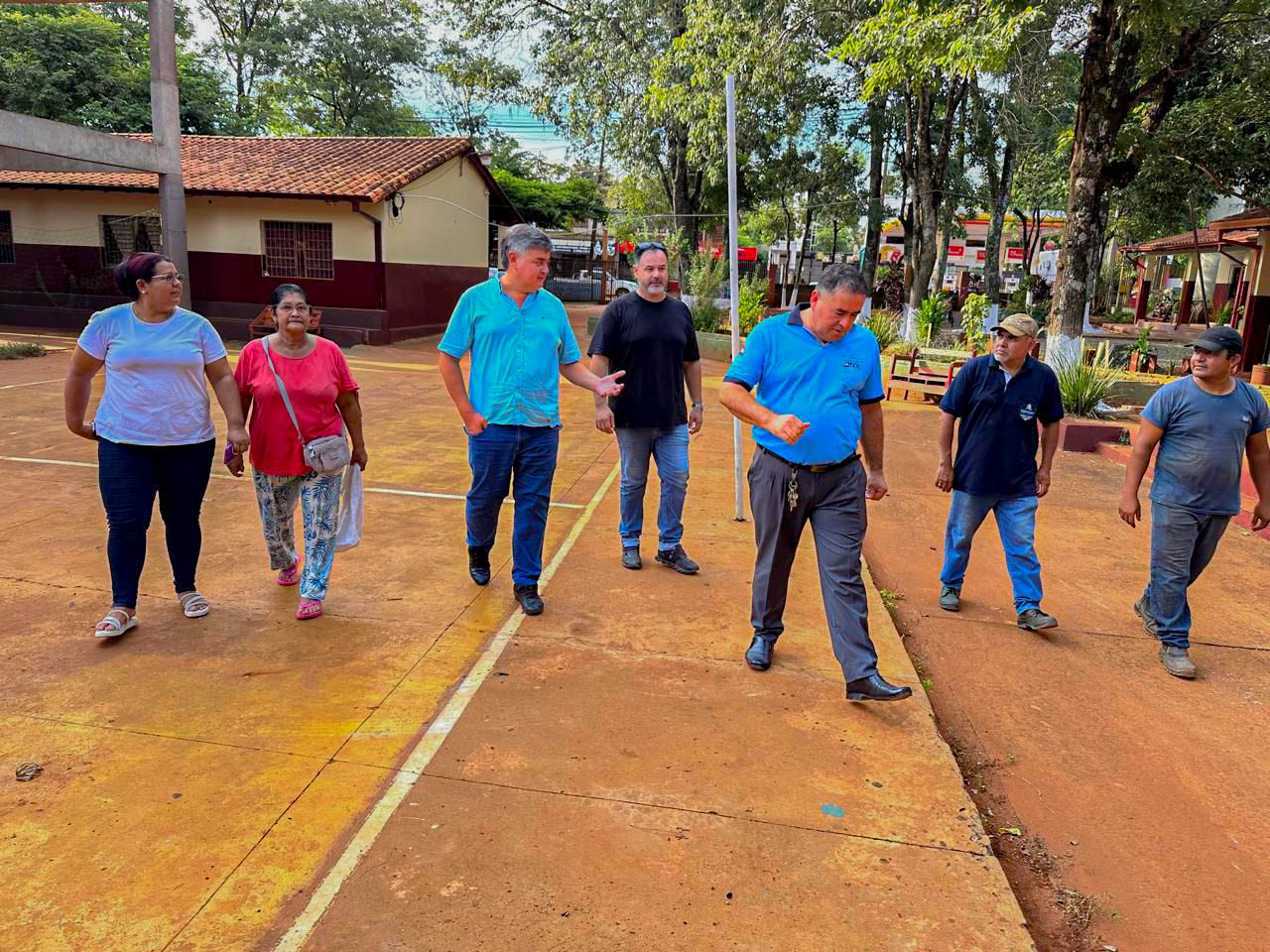 Escuela Jorge Rubén Peña del Km7 Monday de Franco recibió nuevo acondicionador de aire