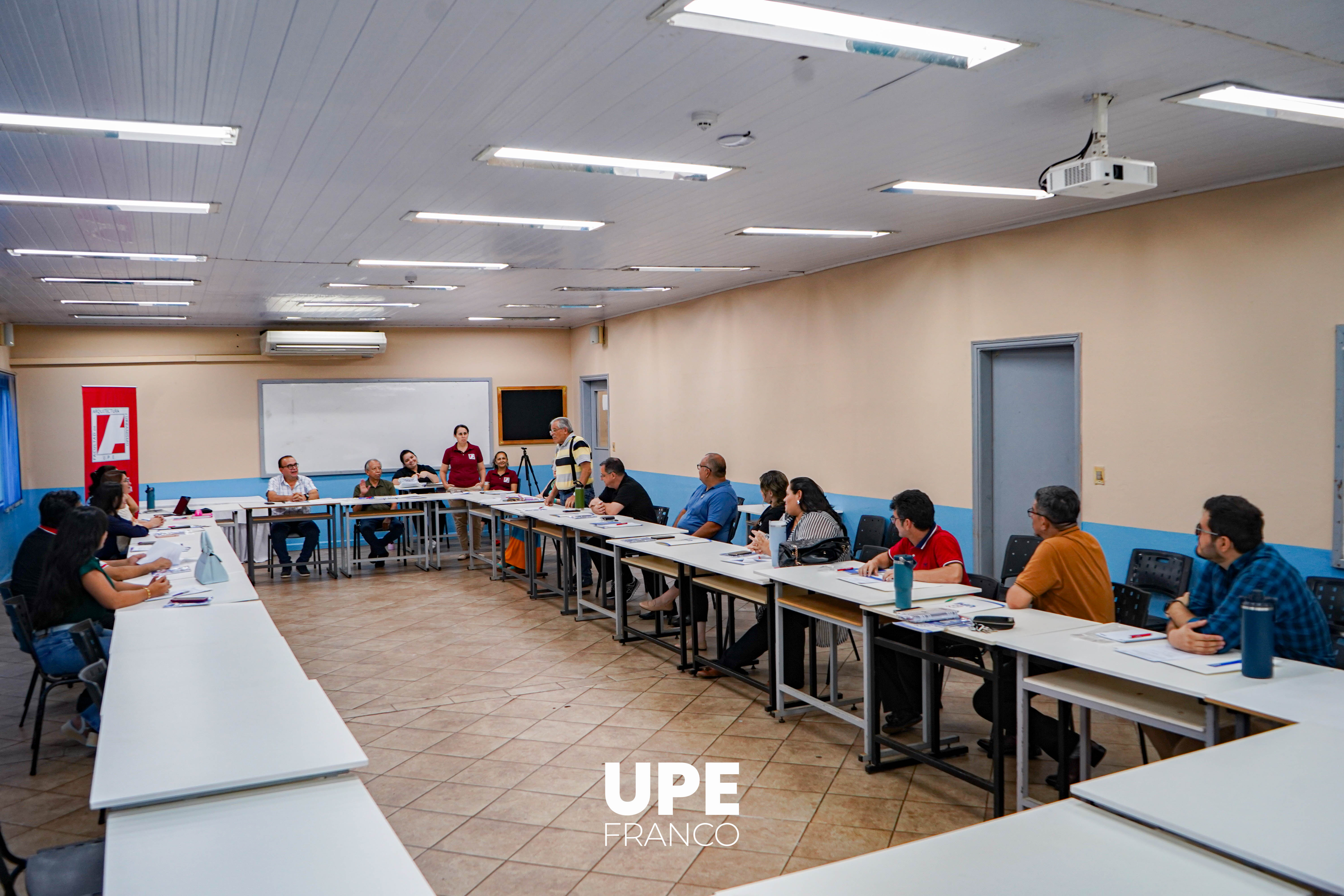 Claustro Docente 2025: Arquitectura y Urbanismo en Compromiso con la Calidad Educativa