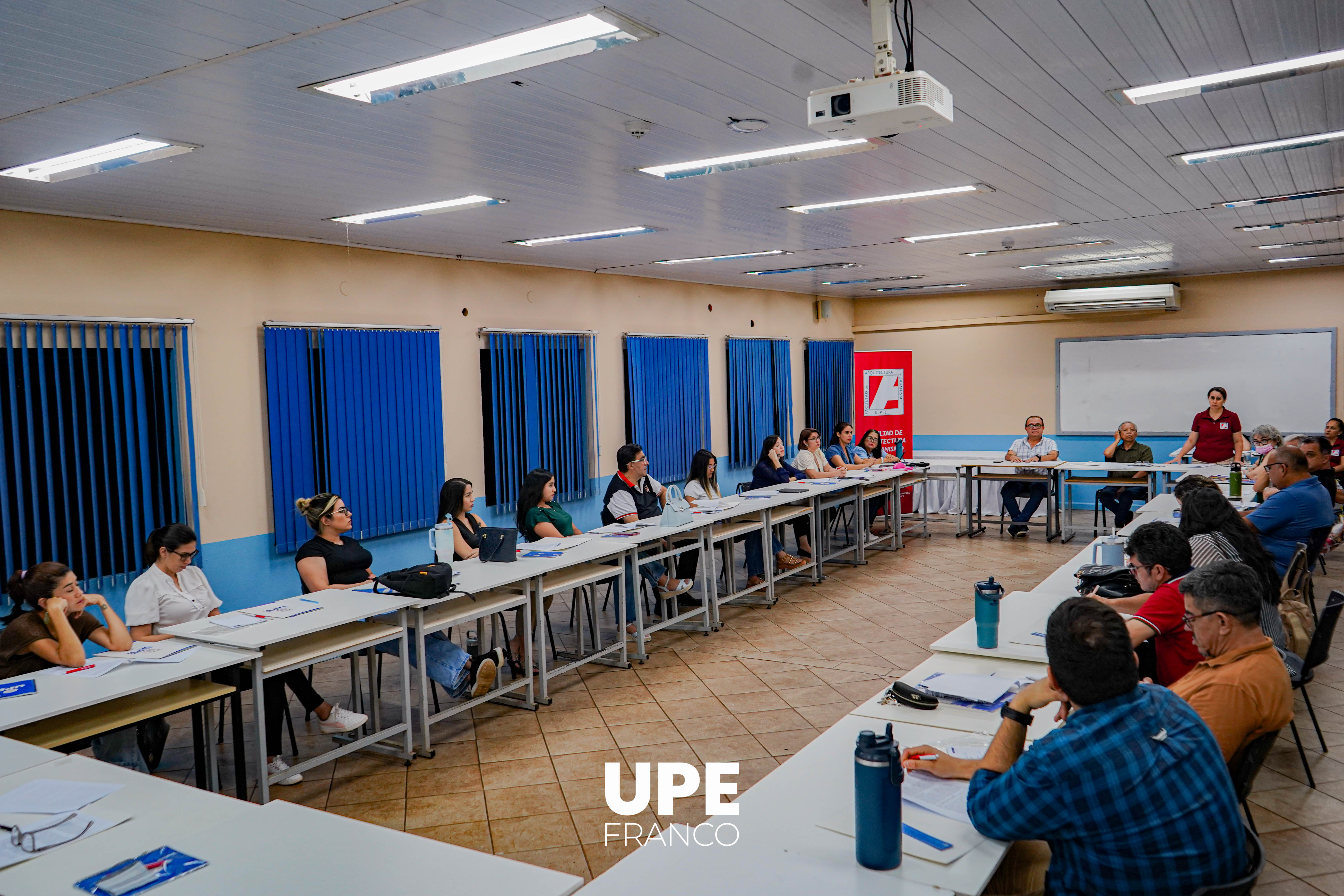 Claustro Docente 2025: Arquitectura y Urbanismo en Compromiso con la Calidad Educativa