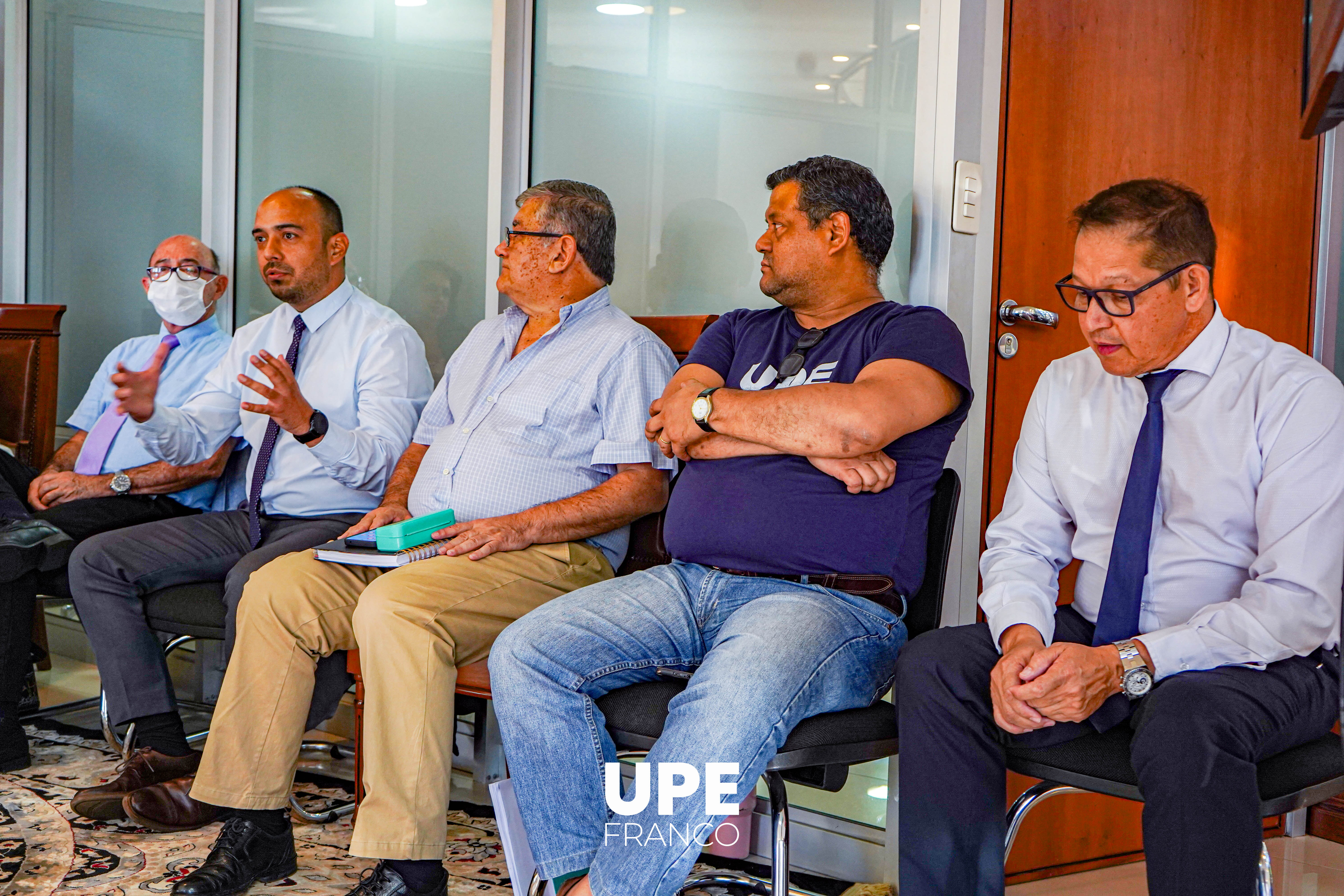 UPE FRANCO: Con nuevas Direcciones 