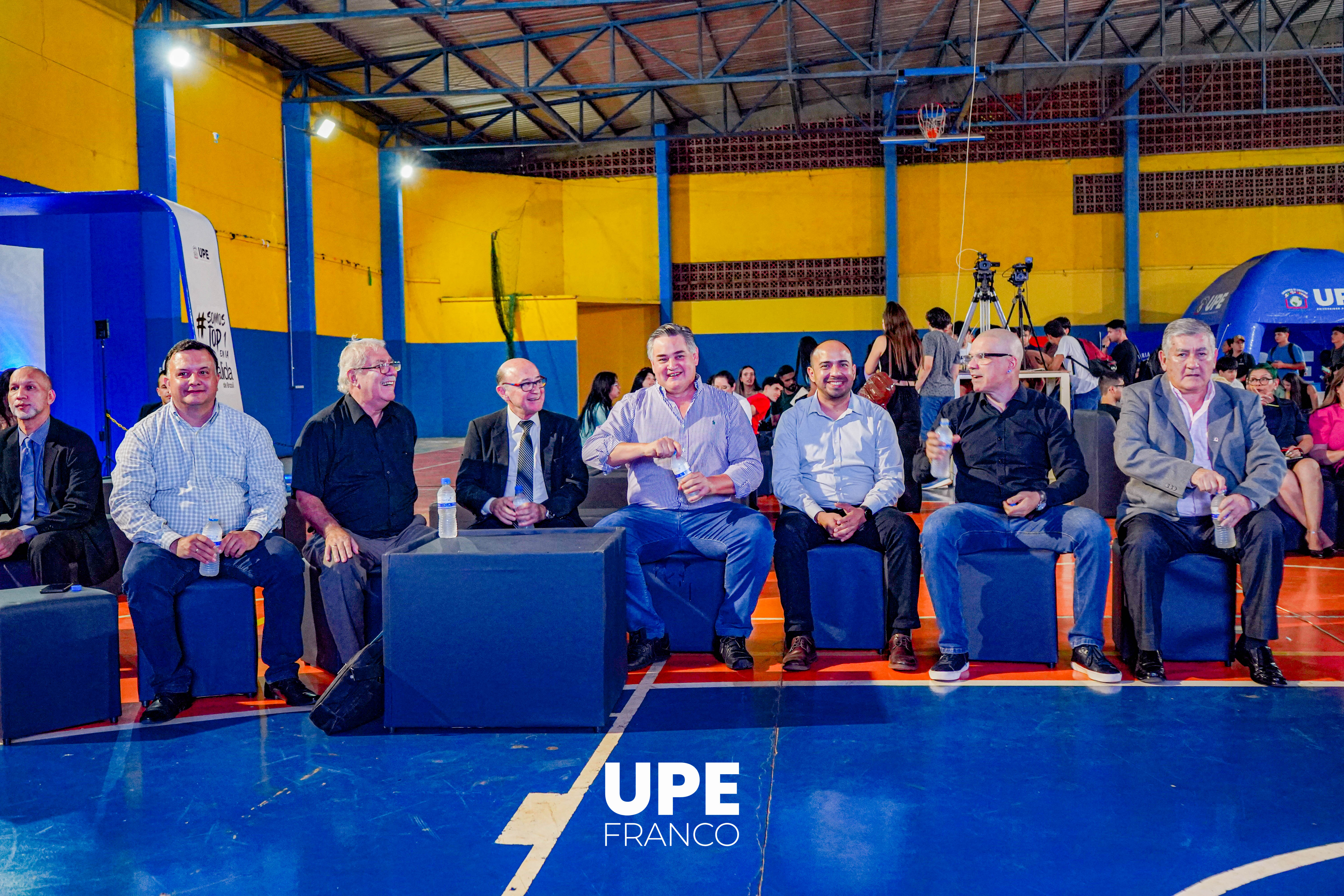 UPE FRANCO Celebra 33 Años de Excelencia
