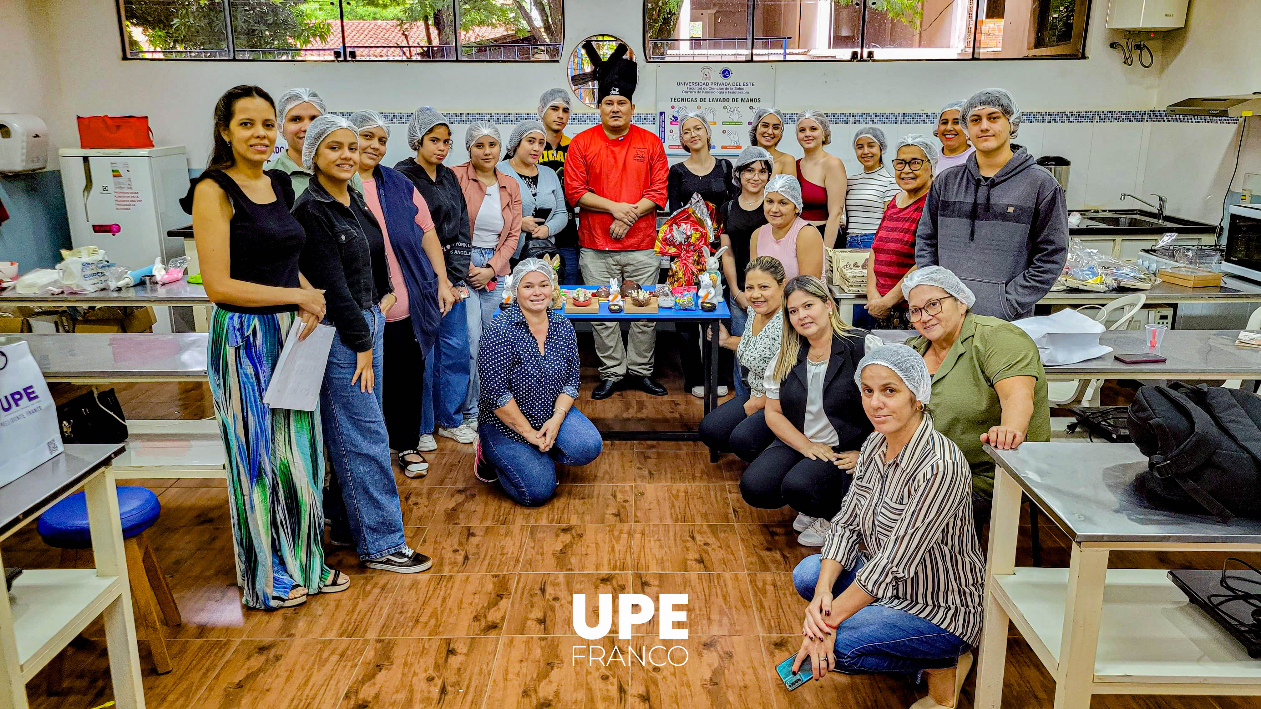 Concluye curso de galletitas y huevos de Pascua en la UPE Franco