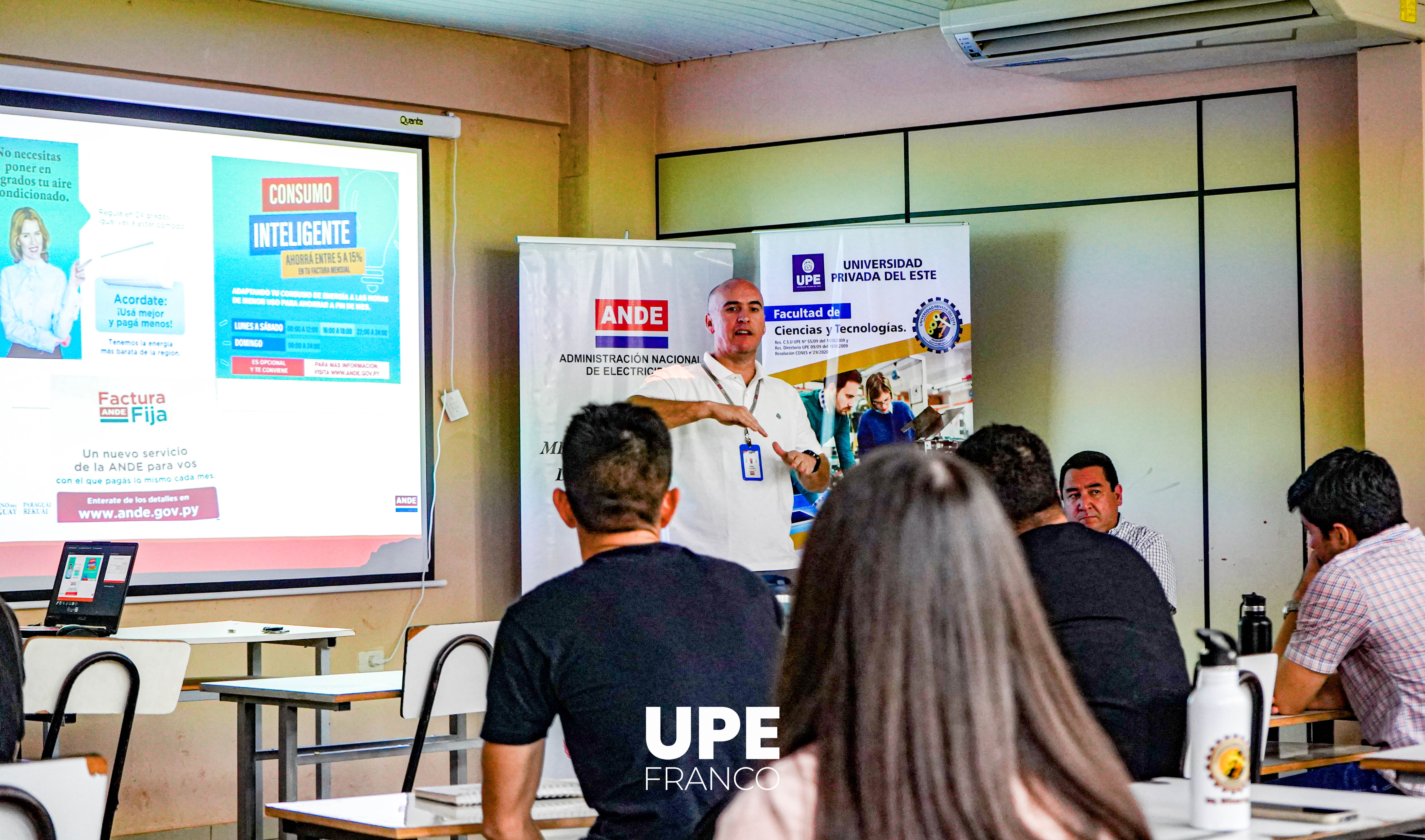 Estudiantes de Ingeniería Electromecánica reciben capacitación sobre matriculación en ANDE