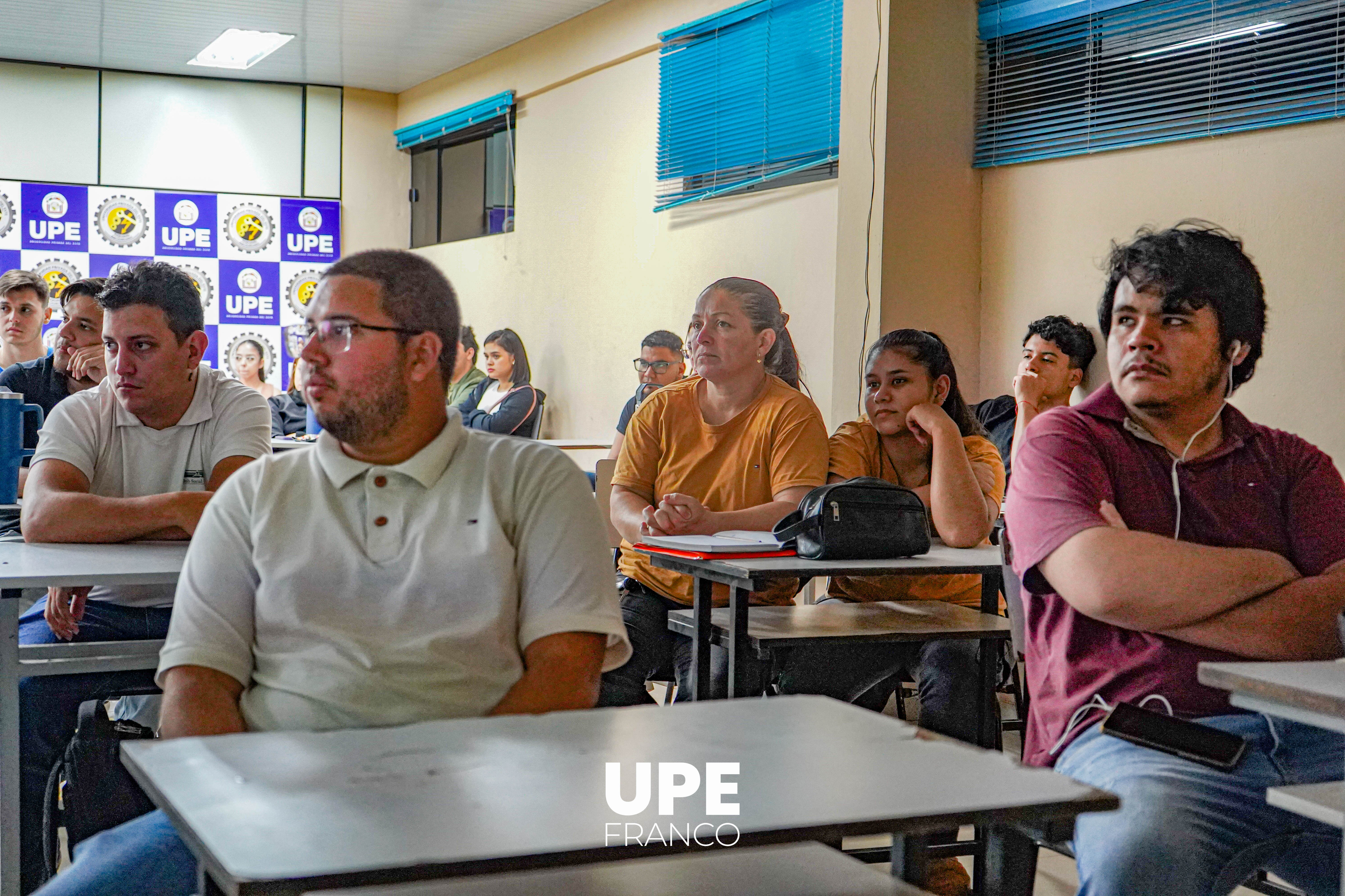 Estudiantes de Ingeniería Electromecánica reciben capacitación sobre matriculación en ANDE