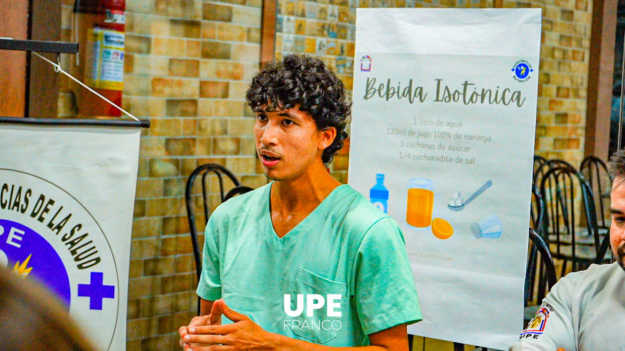 Estudiantes de Nutrición promueven el consumo responsable de bebidas deportivas
