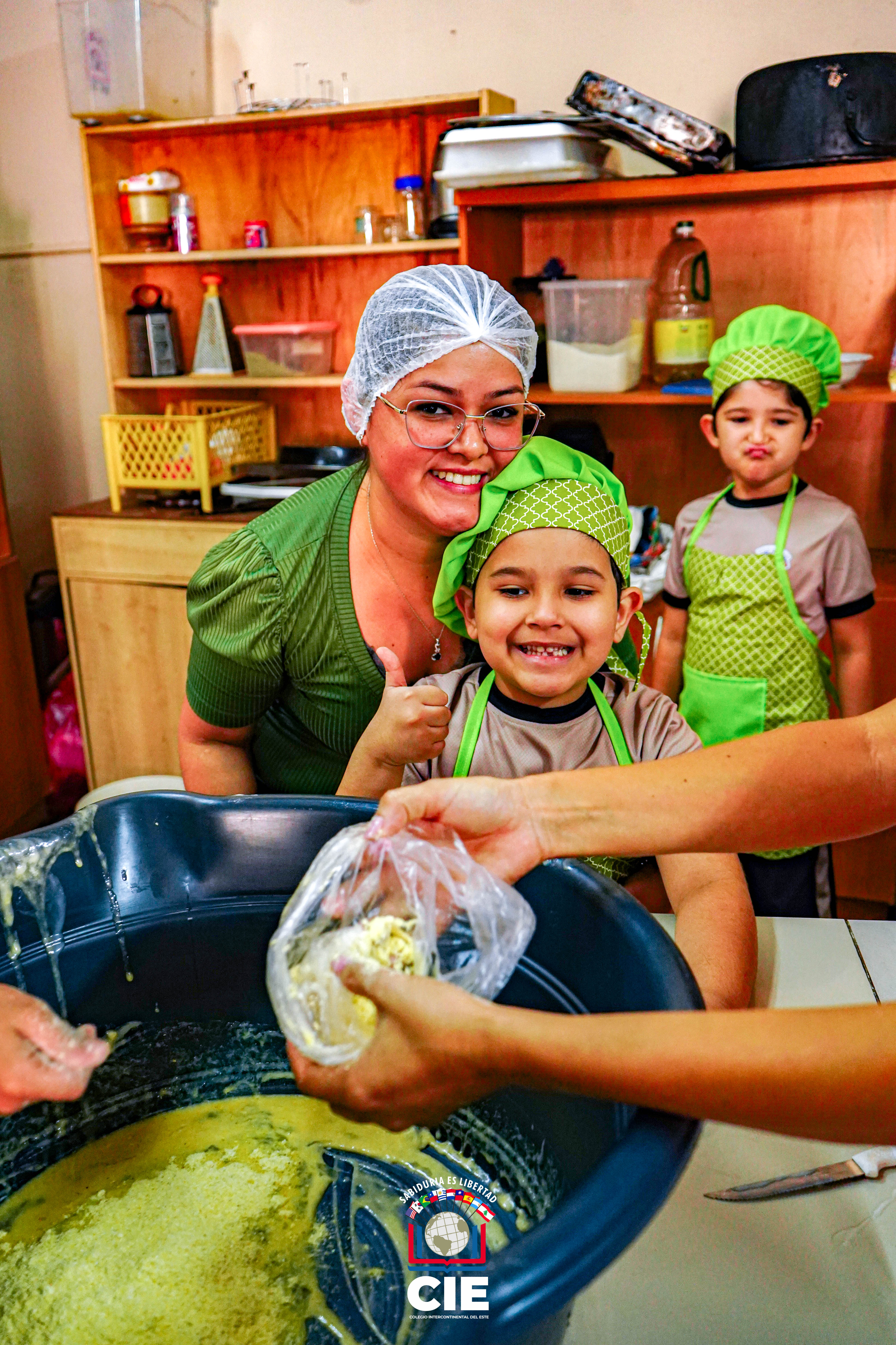 Tradición y aprendizaje en el CIE: Estudiantes del nivel inicial vivieron el “Chipa Apo”