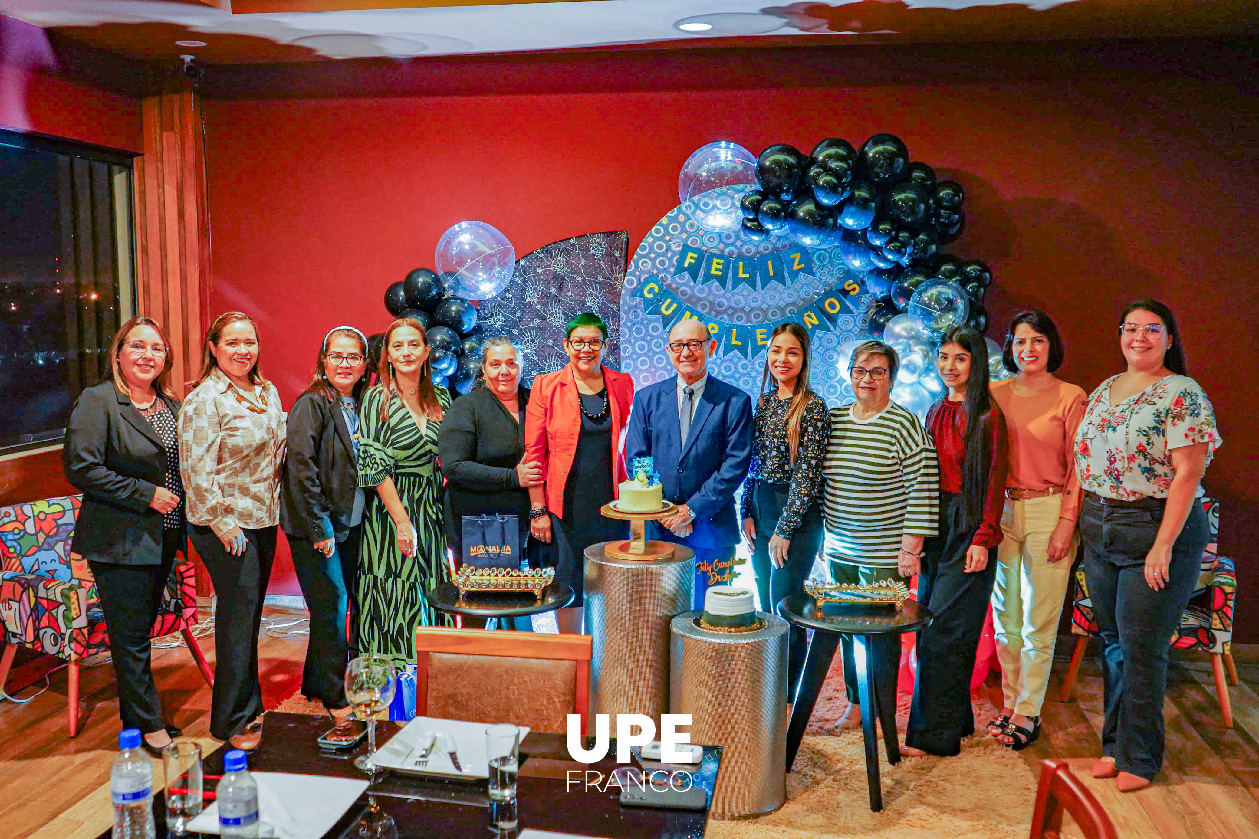 Homenaje al Dr. Lulio Gamarra por su cumpleaños