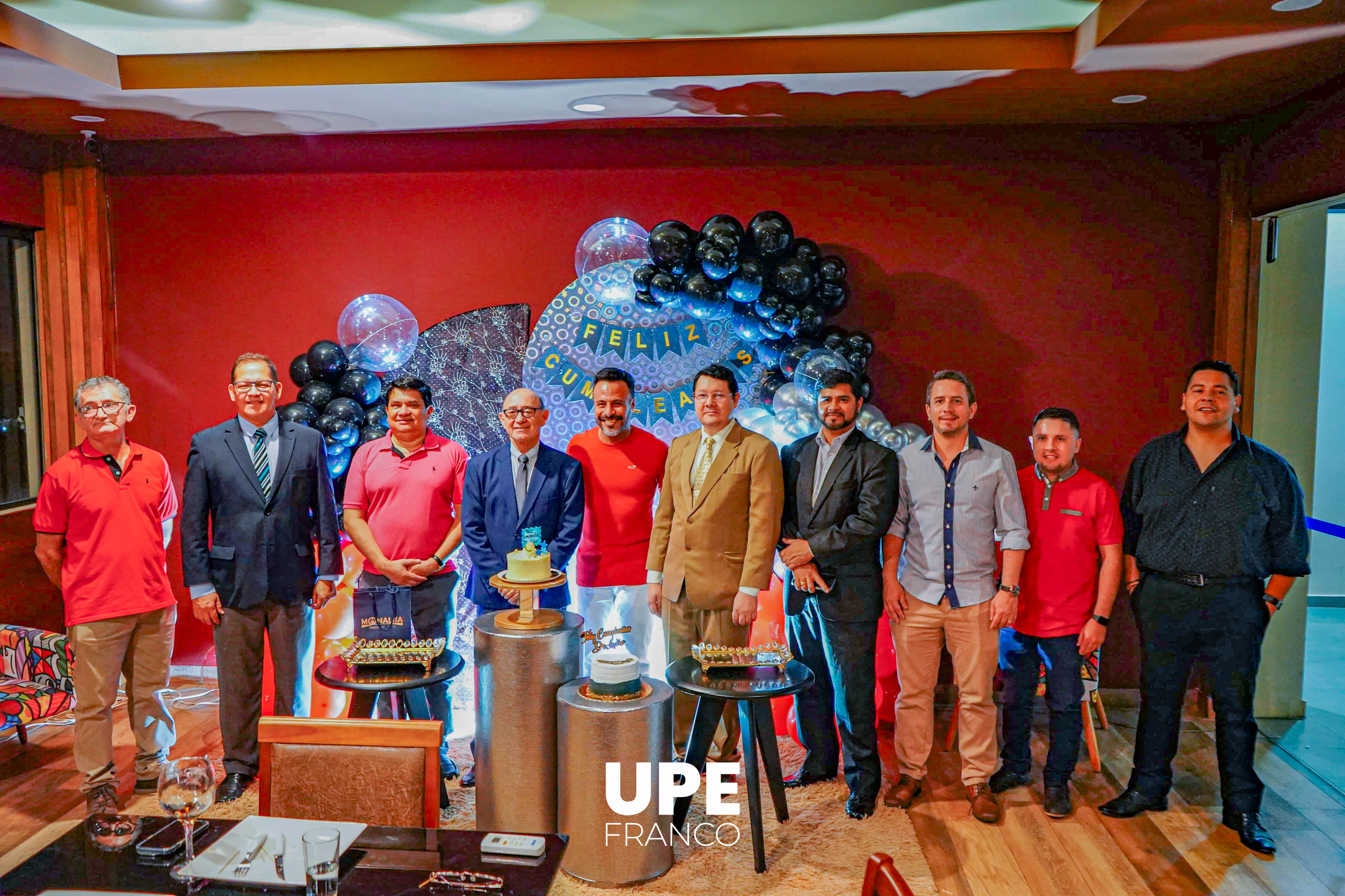 Homenaje al Dr. Lulio Gamarra por su cumpleaños
