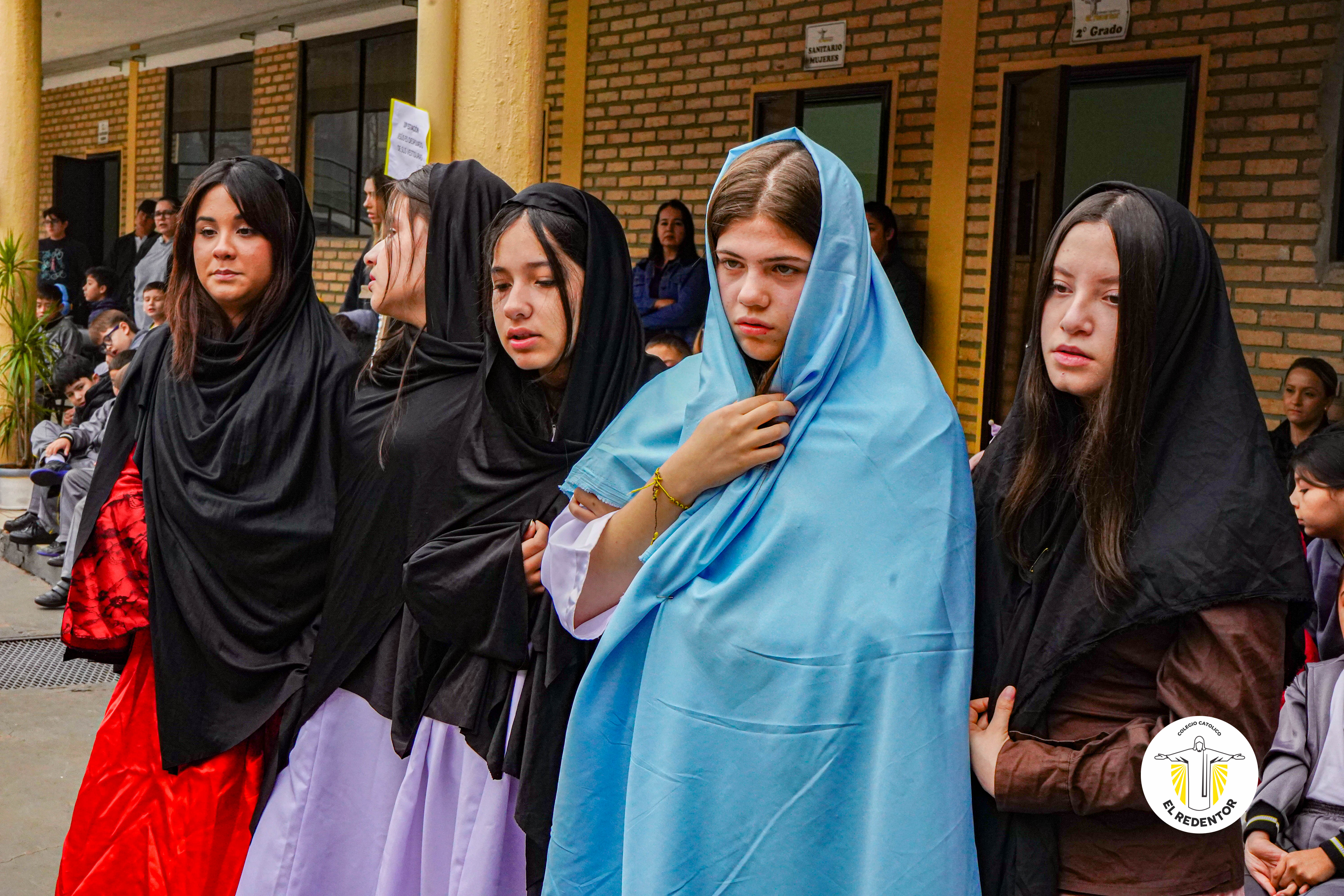 Vía Crucis en el Colegio Redentor: Fe, valores y enseñanzas de Semana Santa