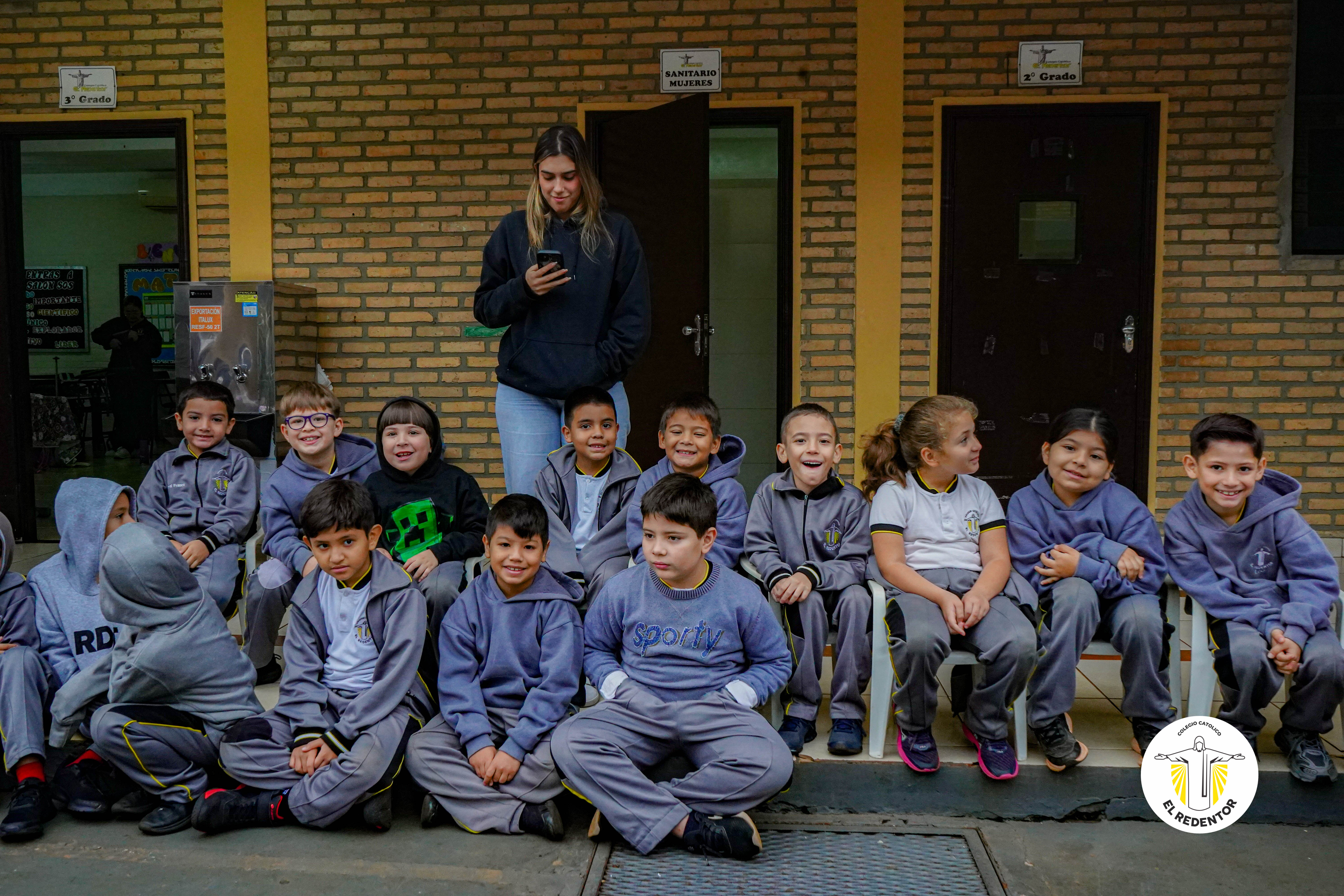 Vía Crucis en el Colegio Redentor: Fe, valores y enseñanzas de Semana Santa