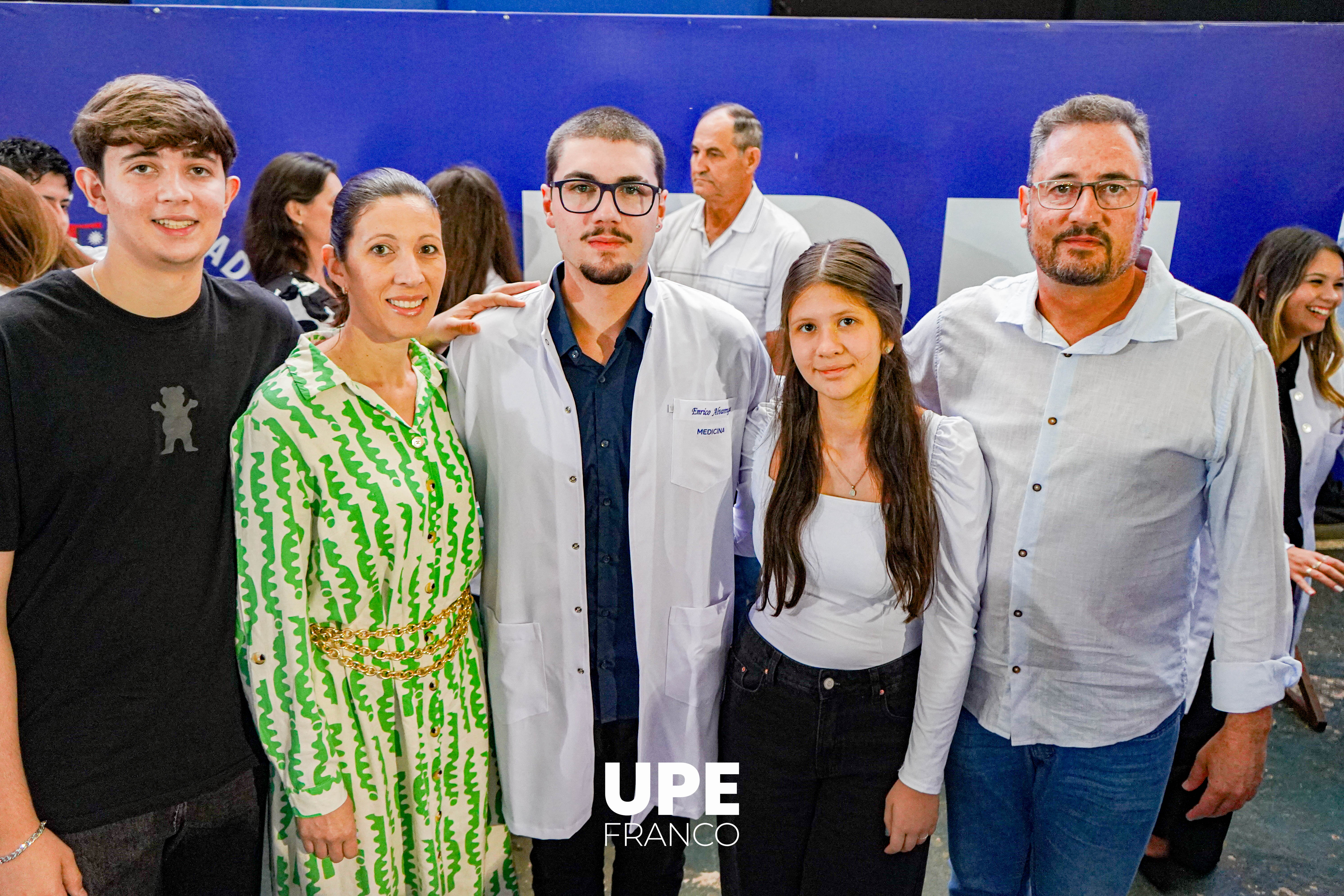 UPE FRANCO da la bienvenida a sus nuevos estudiantes de Medicina: Inducción y Ceremonia del Chaleco
