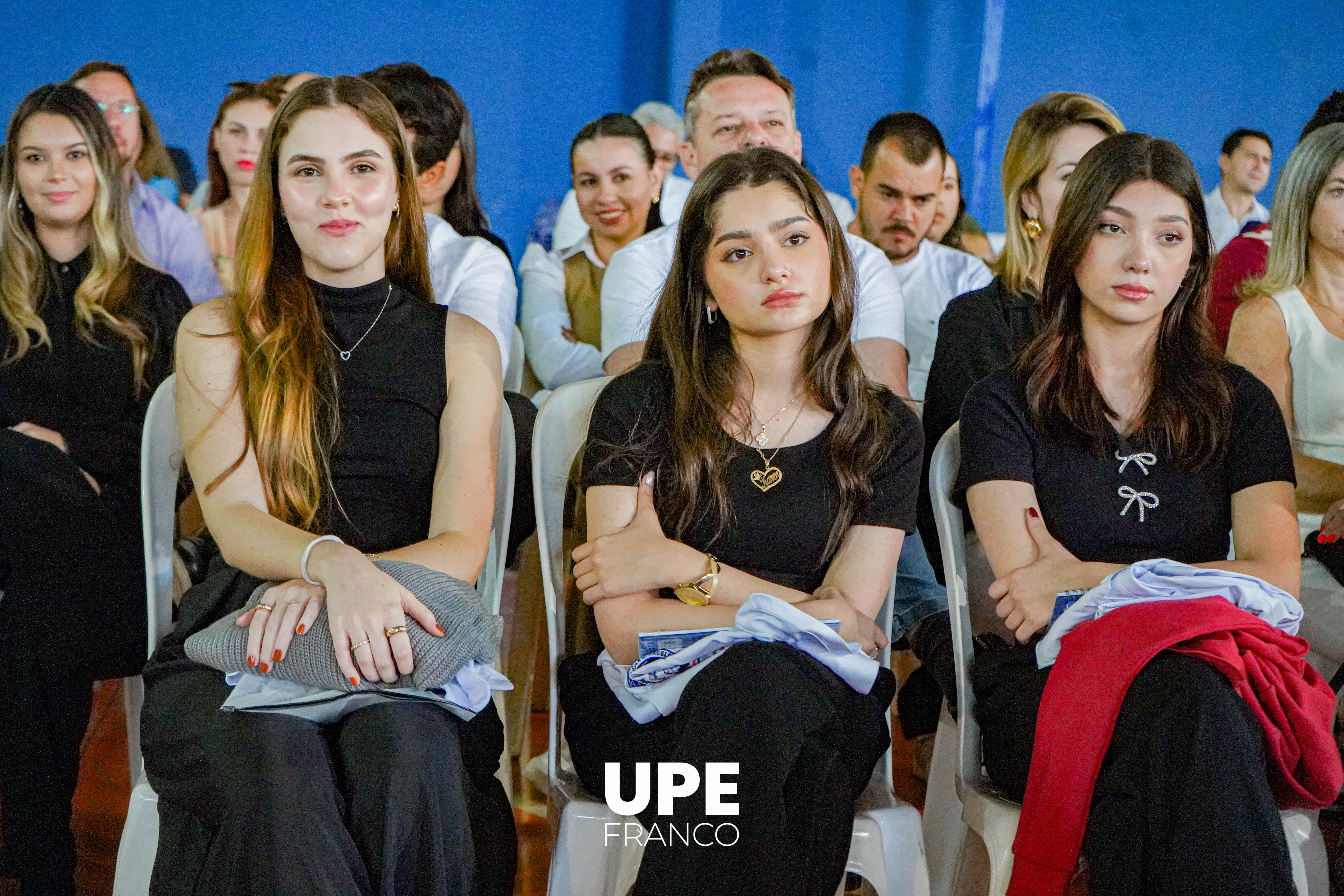 UPE FRANCO da la bienvenida a sus nuevos estudiantes de Medicina: Inducción y Ceremonia del Chaleco