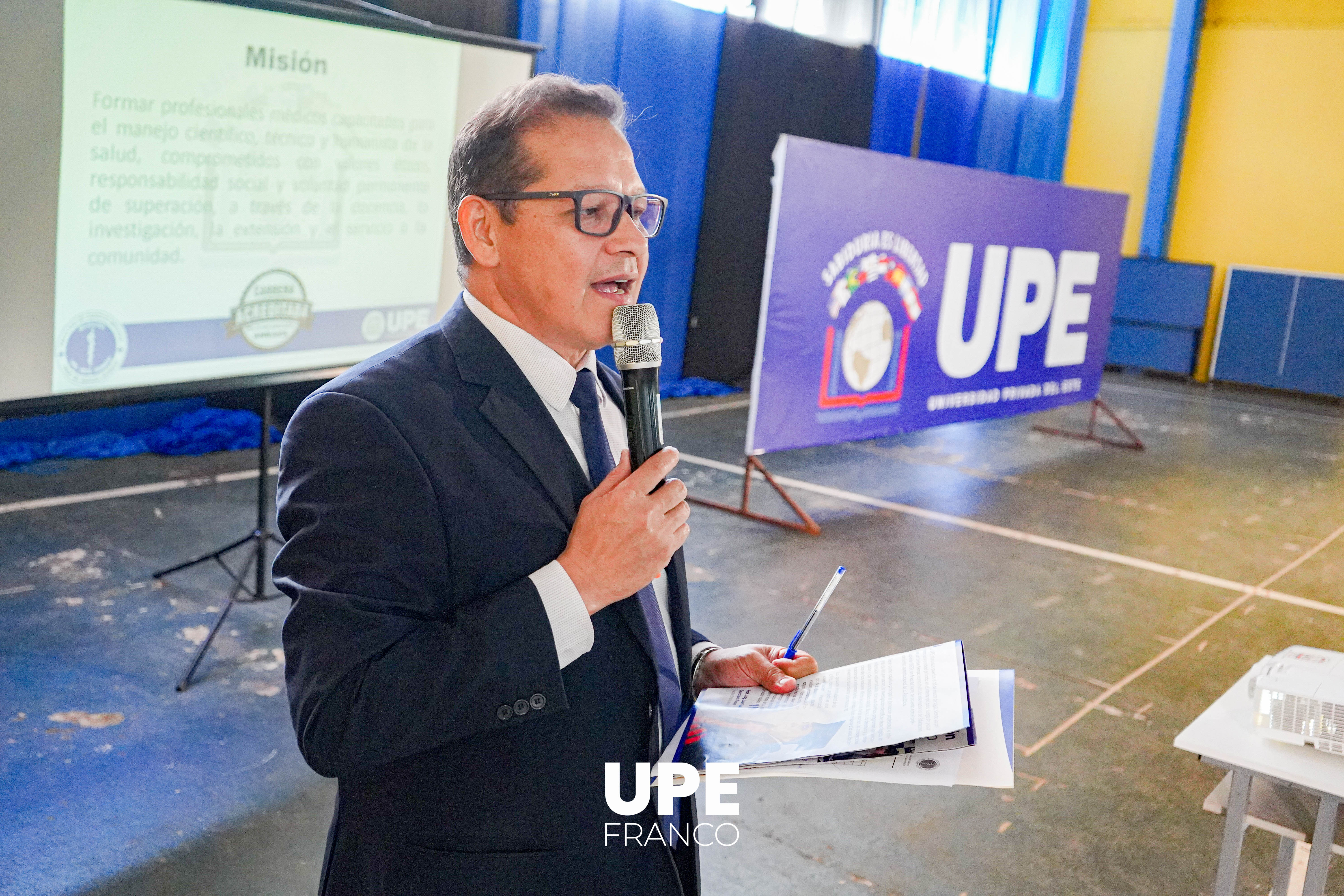 UPE FRANCO da la bienvenida a sus nuevos estudiantes de Medicina: Inducción y Ceremonia del Chaleco