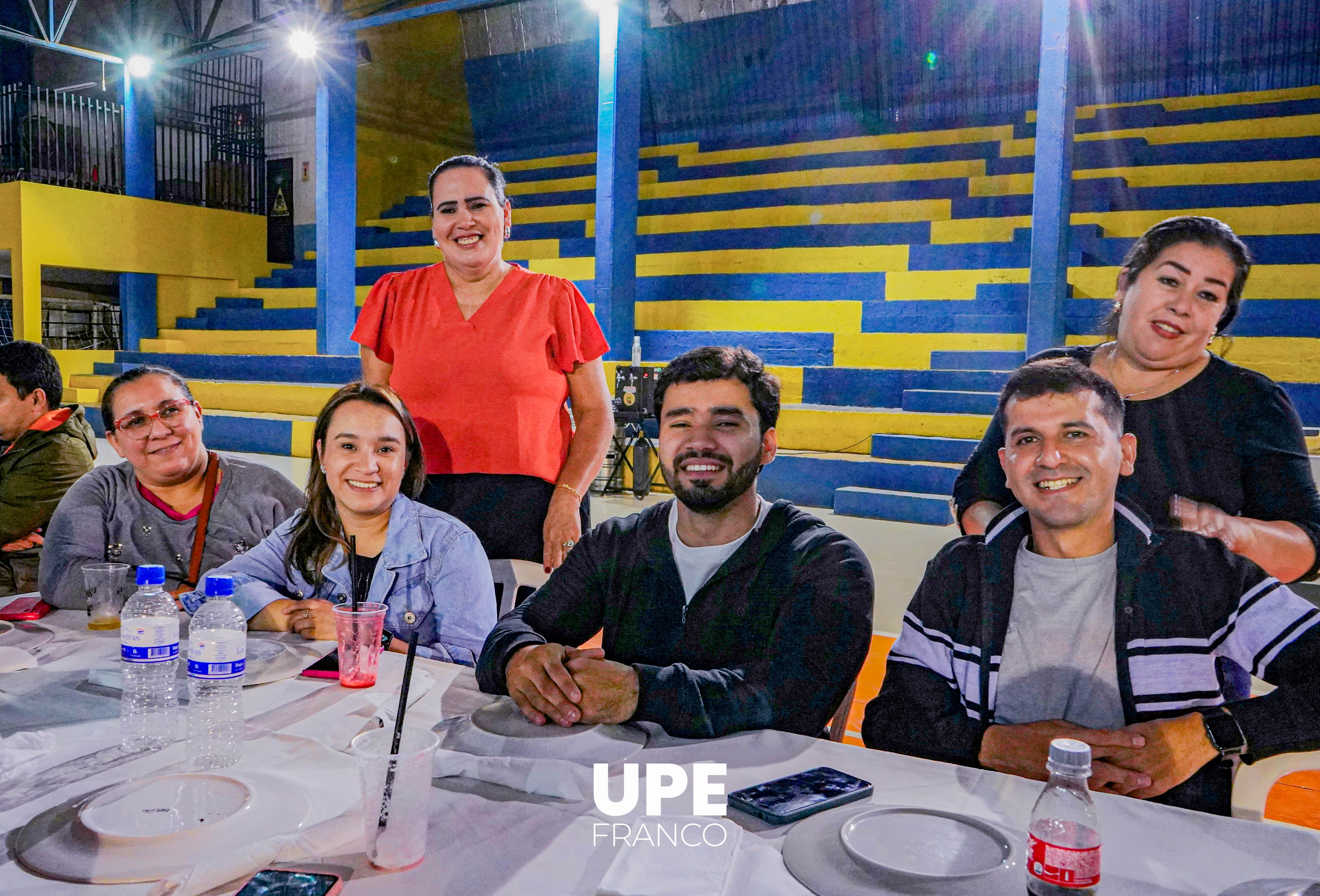 UPE Franco celebra el Día del Trabajador: Cena de confraternización
