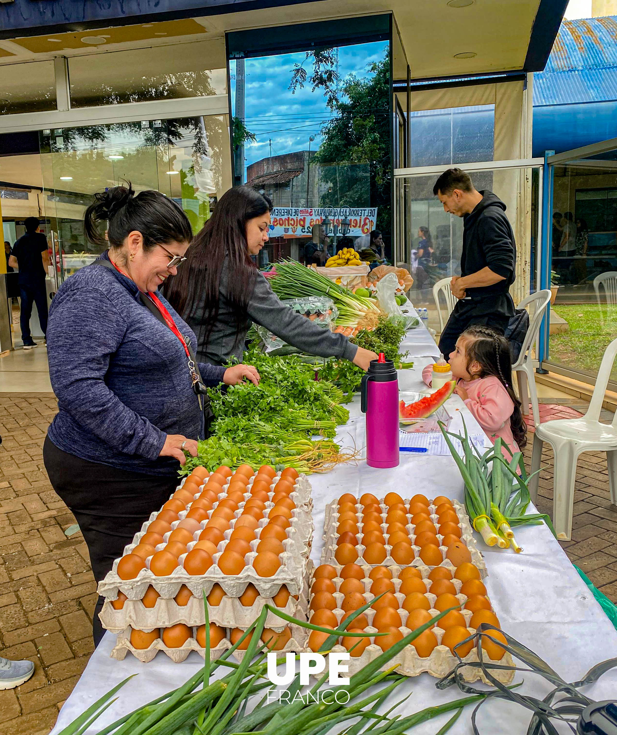 Feria hortigranjera en UPE FRANCO: Formación práctica y vínculo comunitario