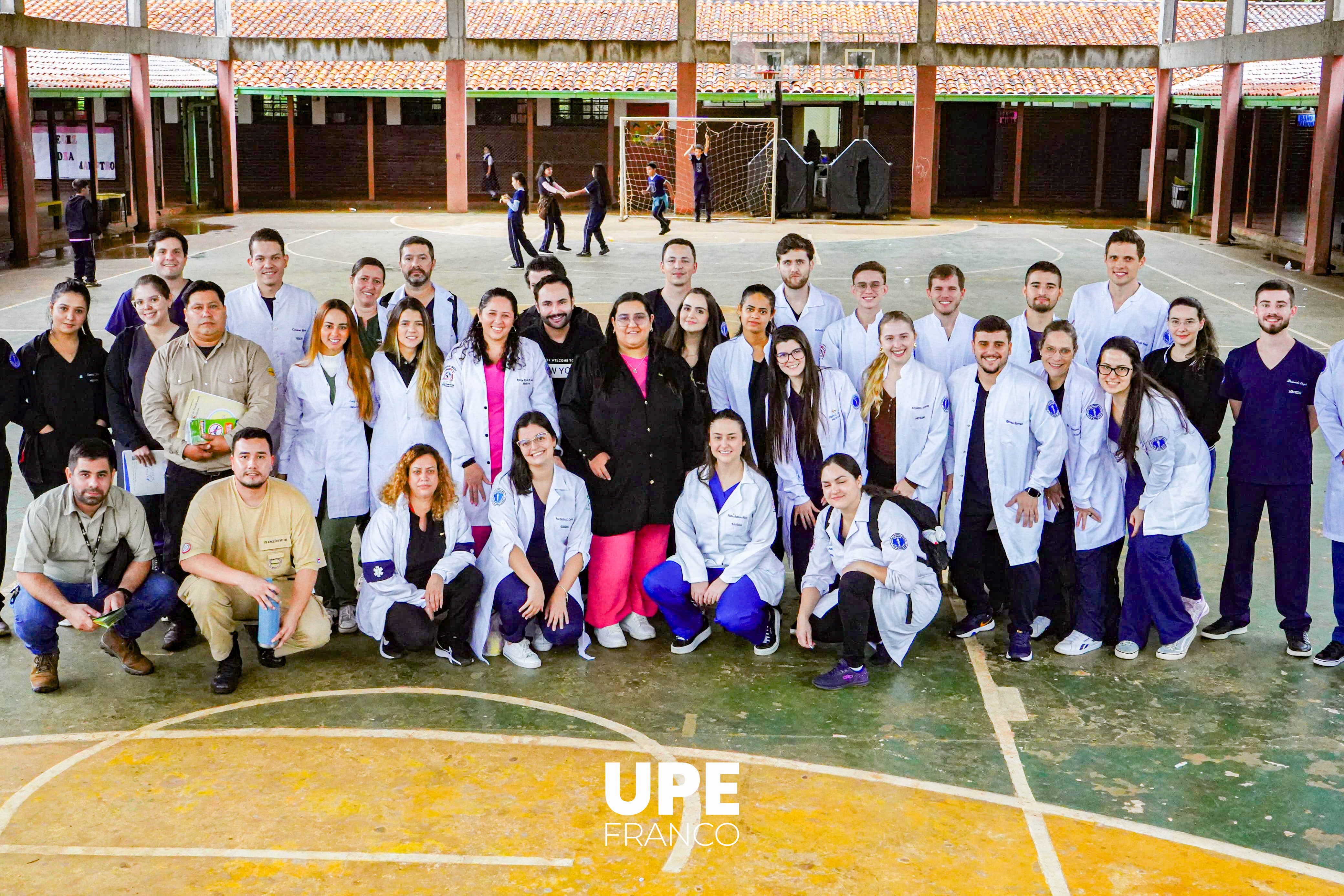 “La Salud en tus Manos”: Estudiantes de Medicina inician proyecto educativo y preventivo en la comunidad escolar