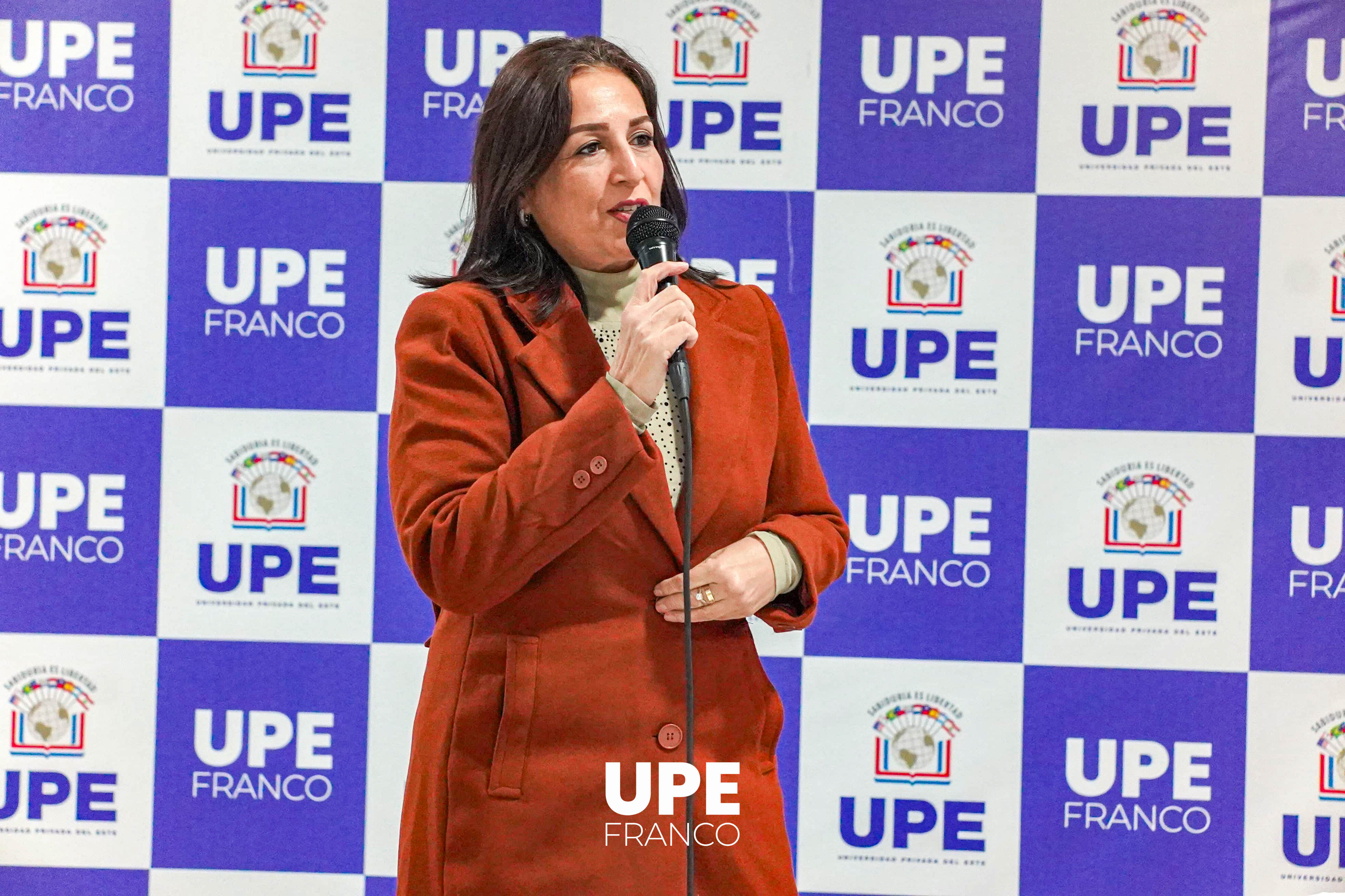 Presentación del Informe de Pasantía Curricular: Odontología UPE Promoción 2024 