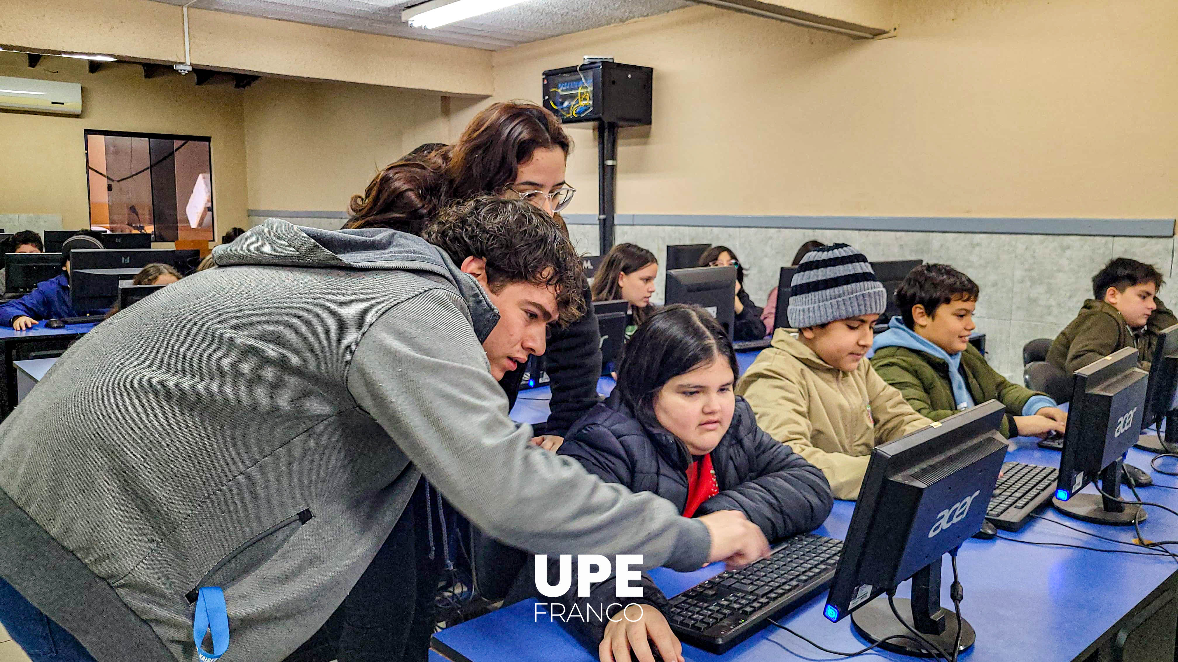 Promoviendo el Pensamiento Lógico y Computacional: Un Enfoque Didáctico en Programación en Bloque para Niños