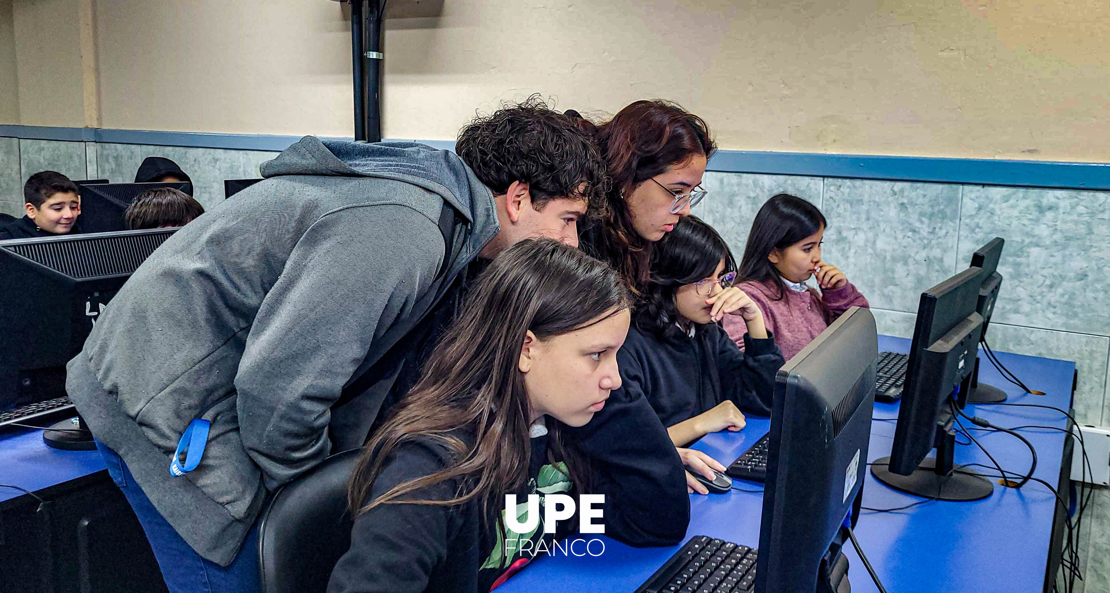 Promoviendo el Pensamiento Lógico y Computacional: Un Enfoque Didáctico en Programación en Bloque para Niños