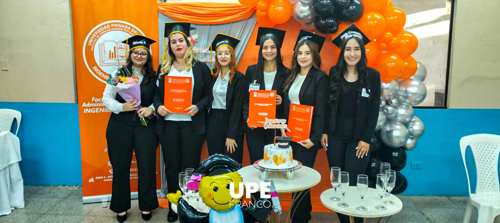 Estudiantes de Ingeniería Comercial UPE defienden con éxito su Trabajo Final de Grado