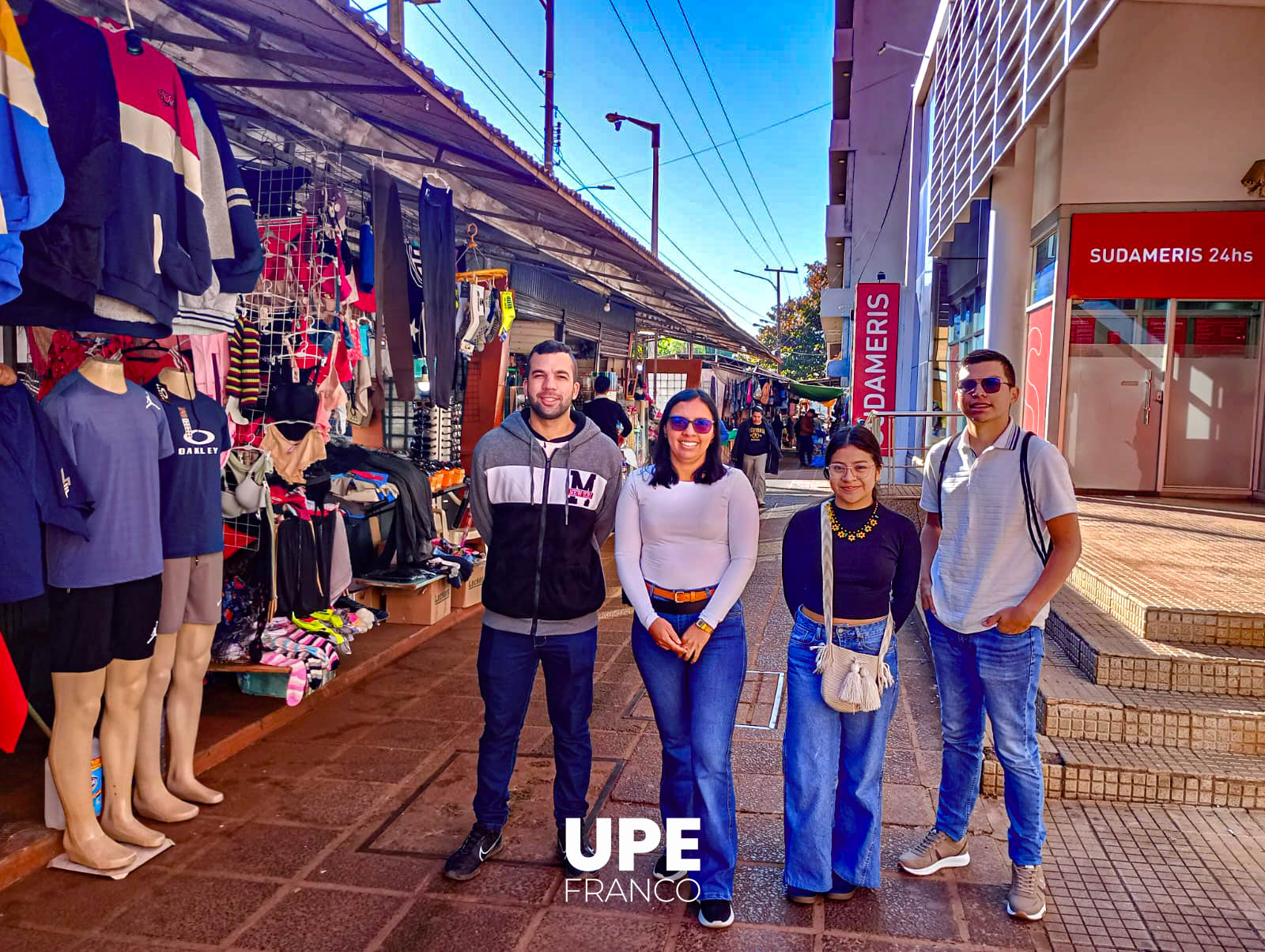 Estudiantes extranjeros realizan un recorrido por Ciudad del Este: Integración Cultural - Programa de Movilidad Estudiantil 