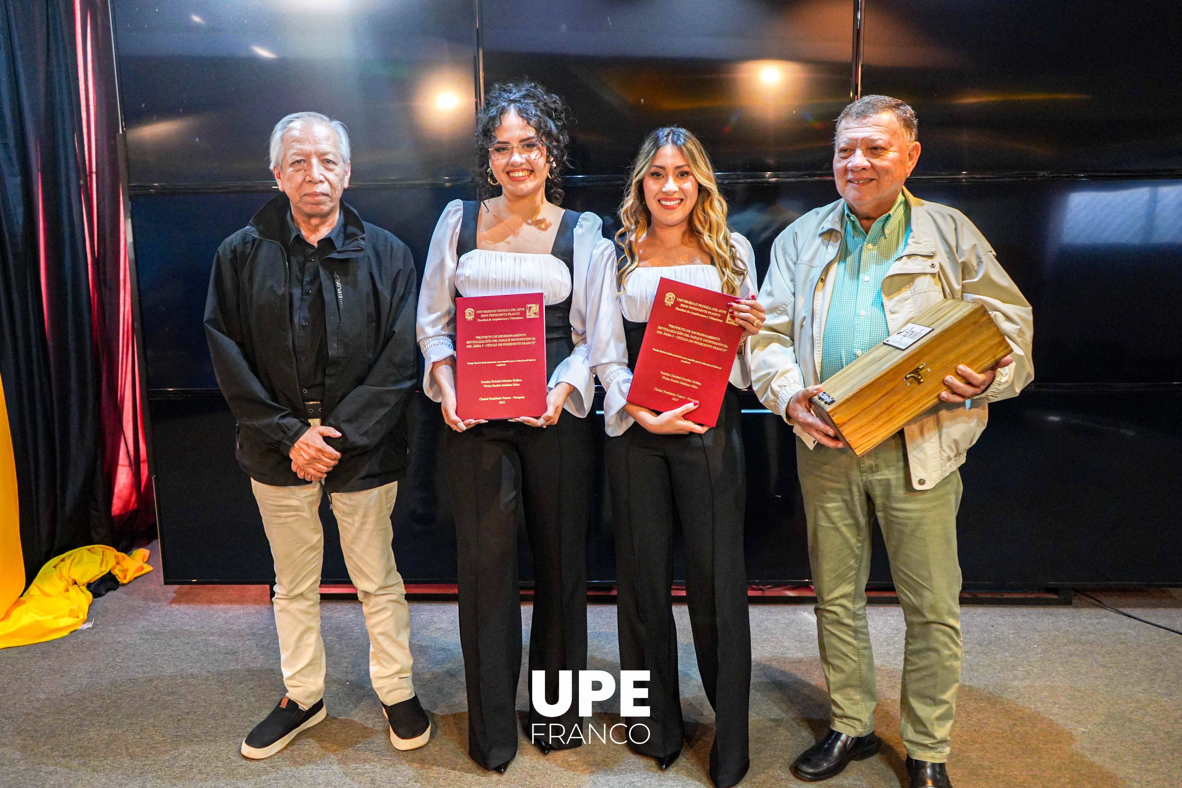 “Proyecto de Reordenamiento y Revitalización del Parque Independencia del Área 5 – Ciudad de Presidente Franco”: Defensa de TFG en Arquitectura y Urbanismo