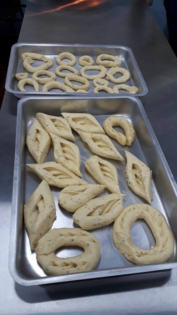 Elaboración de Chipas Laboratorio de Nutrición con los alumnos del 2do grado del colegio CIE