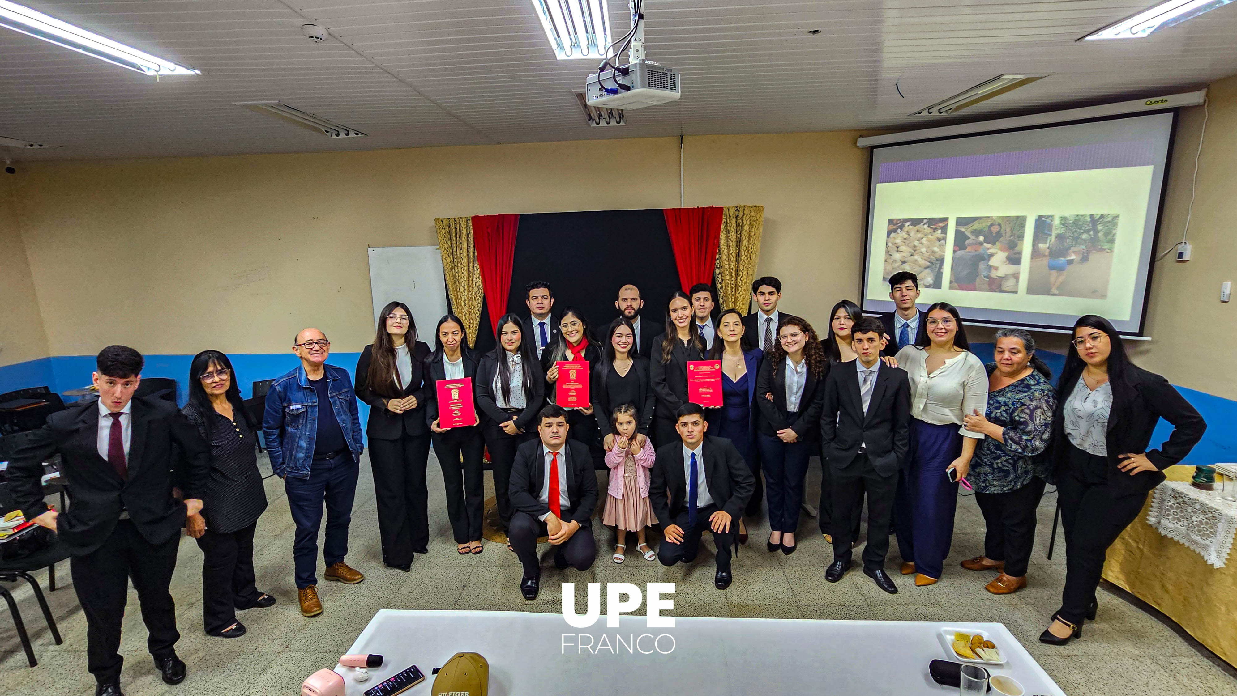 Presentación Oral: Cátedra de Derecho de la Niñez y la Adolescencia