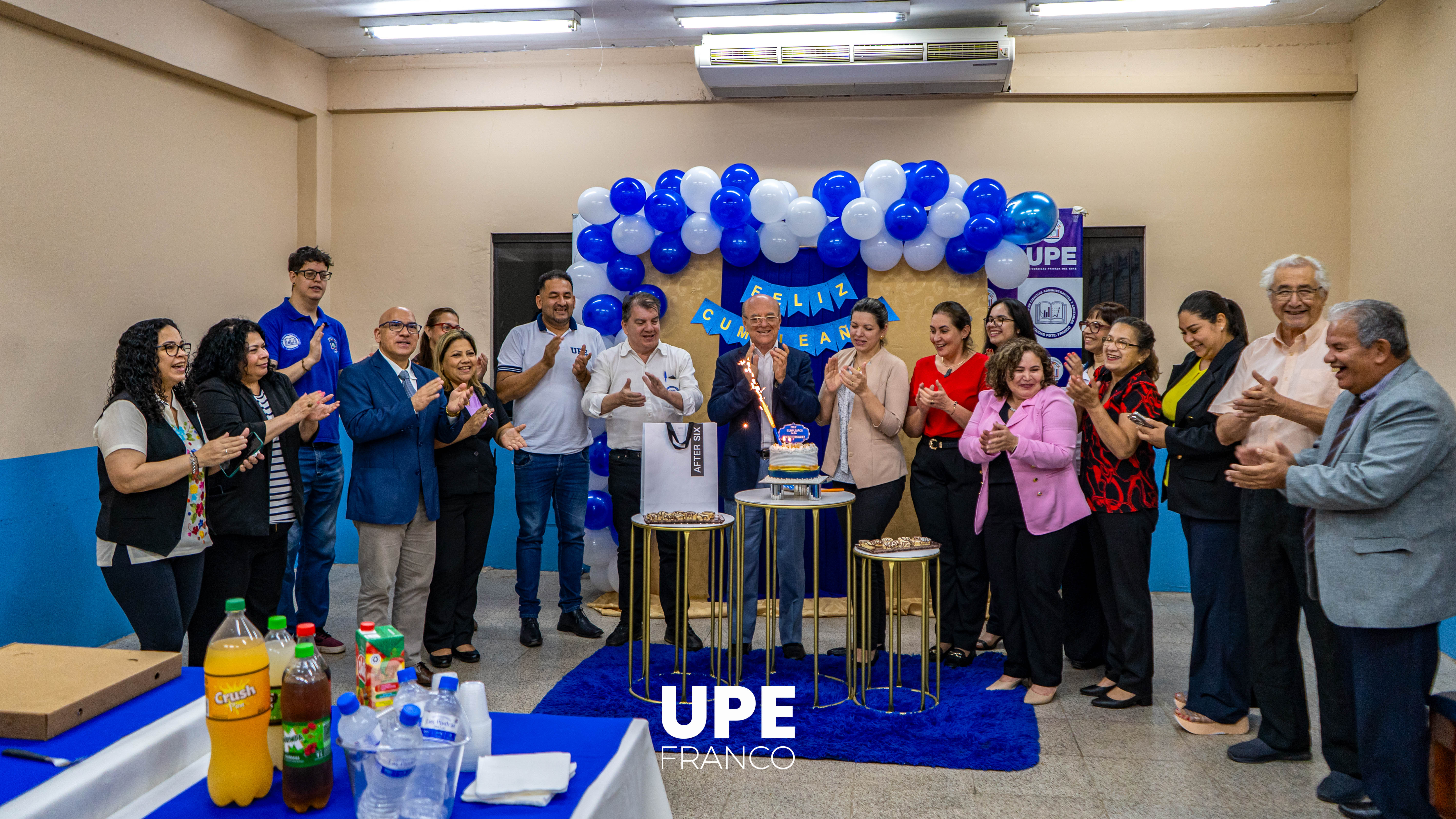 Acto de celebración por el cumpleaños del Prof. MSc. Vicente Fernández Paniagua