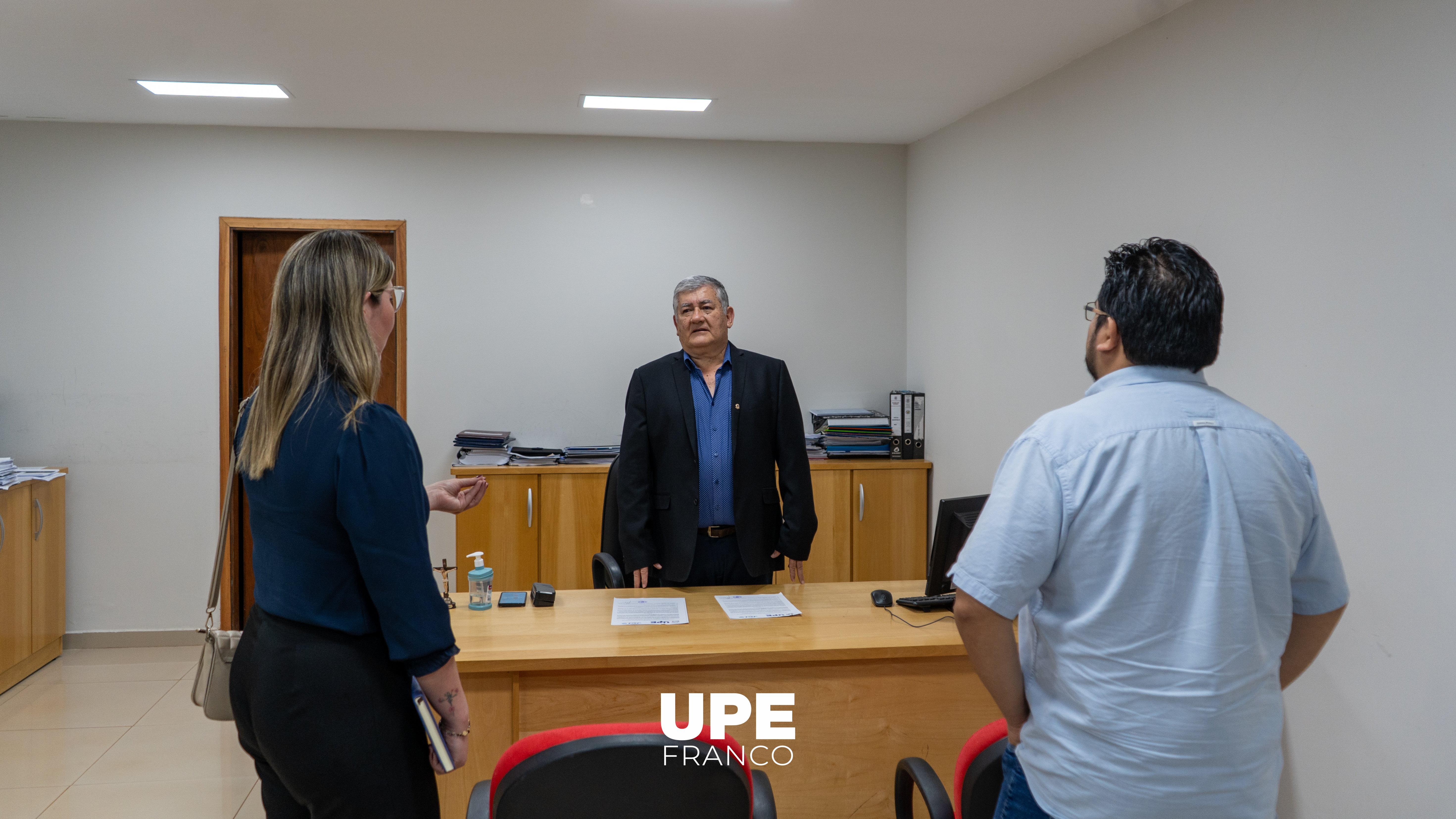 Firma de Convenio de Cooperación entre la Universidad Privada del Este (UPE) y la Cámara Junior Internacional (JCI)