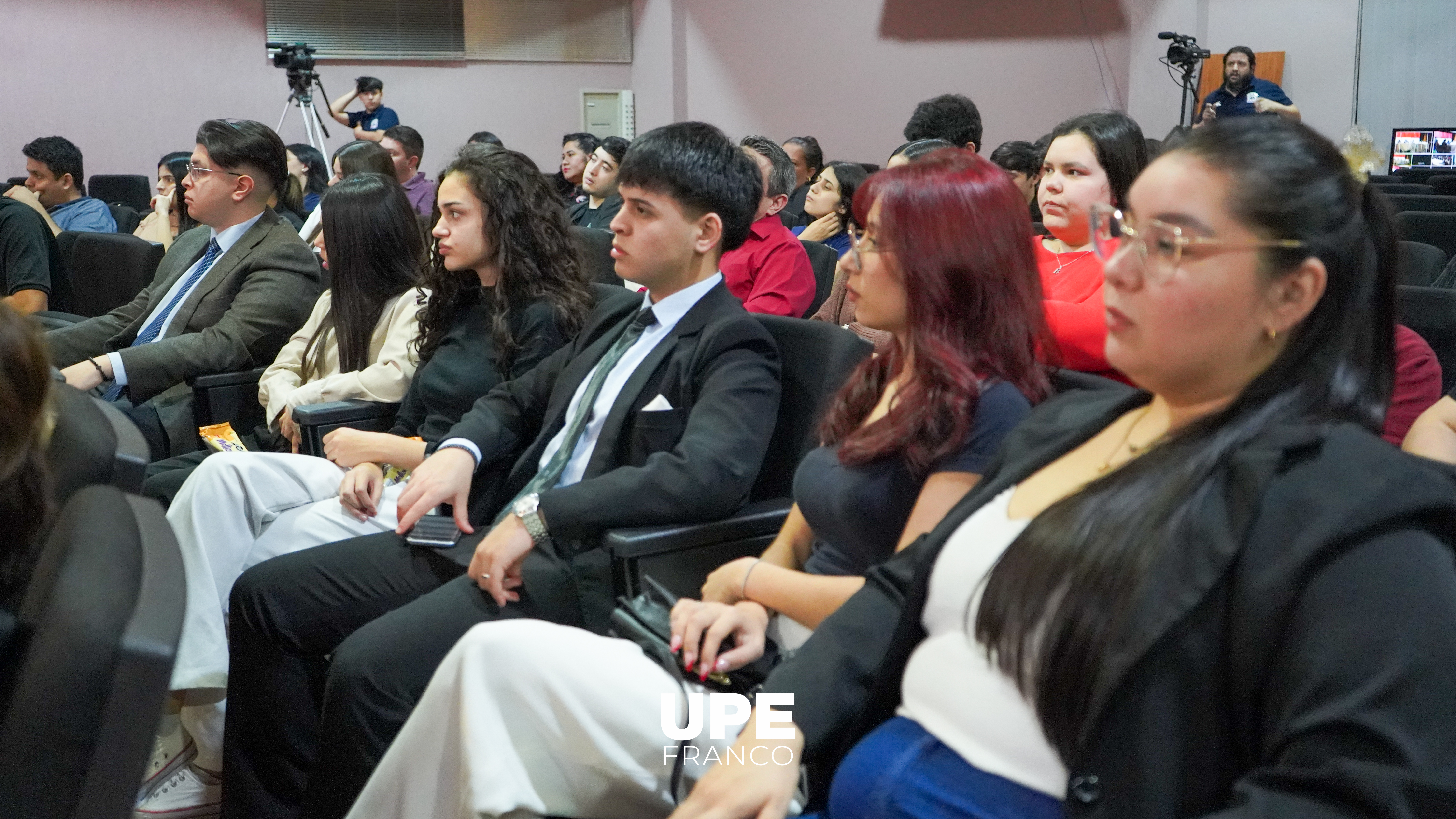 Simulacro de Juicio Oral y Público: Facultad de Ciencias Jurídicas, Políticas y Sociales