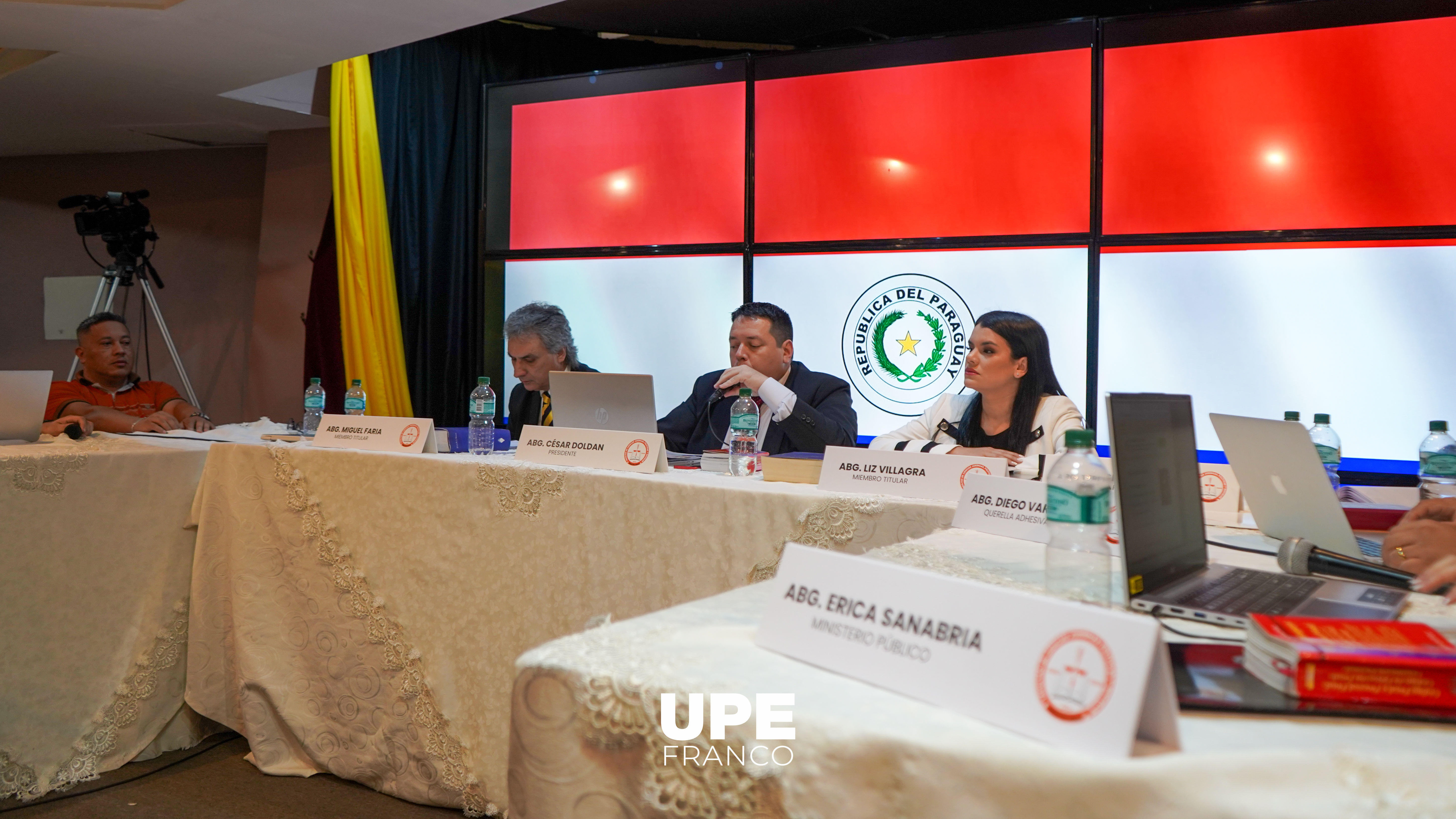 Simulacro de Juicio Oral y Público: Facultad de Ciencias Jurídicas, Políticas y Sociales