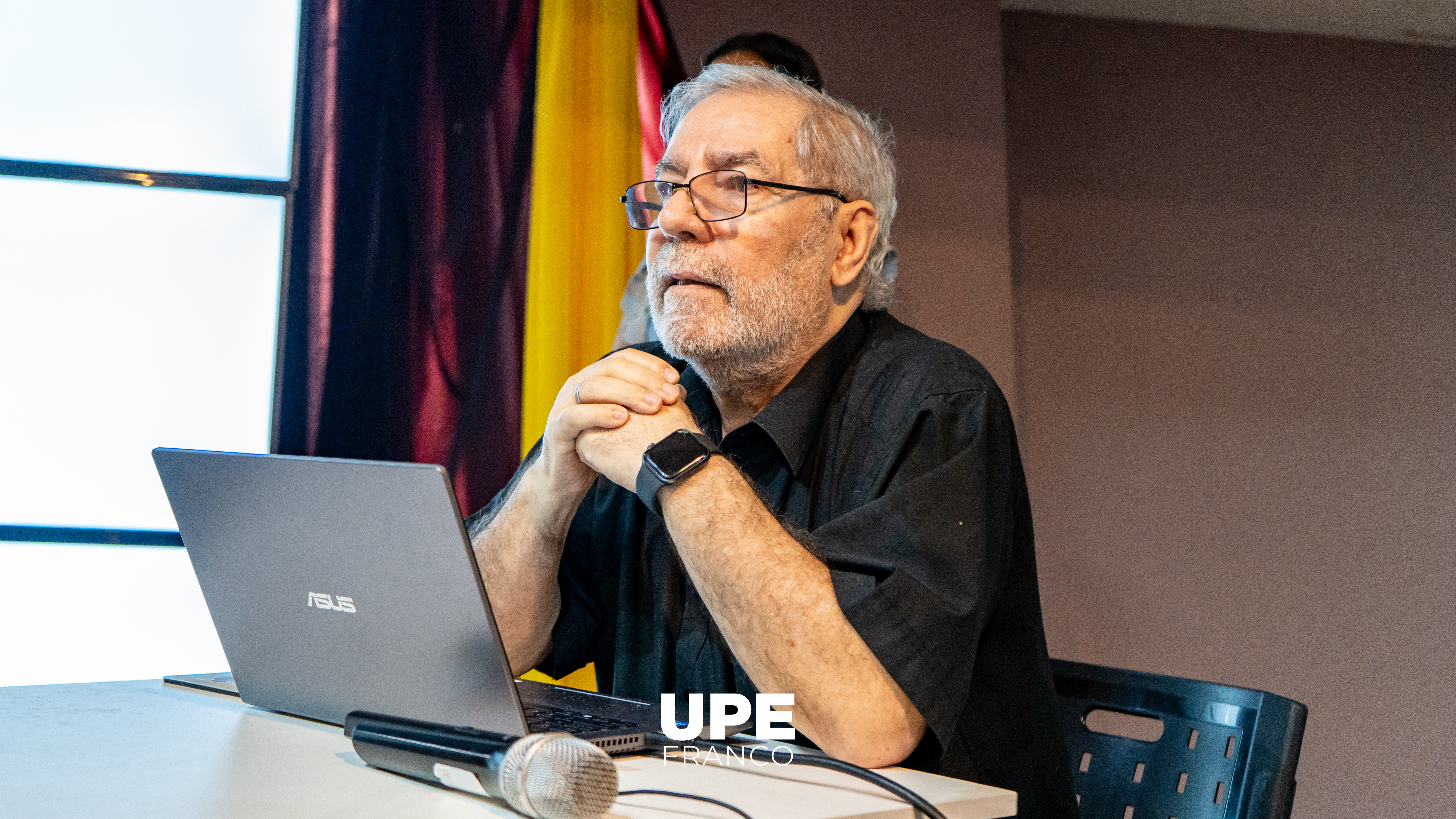 Presentación de Sistema de Repositorio de TFG, Tesis y publicaciones de trabajos de investigación