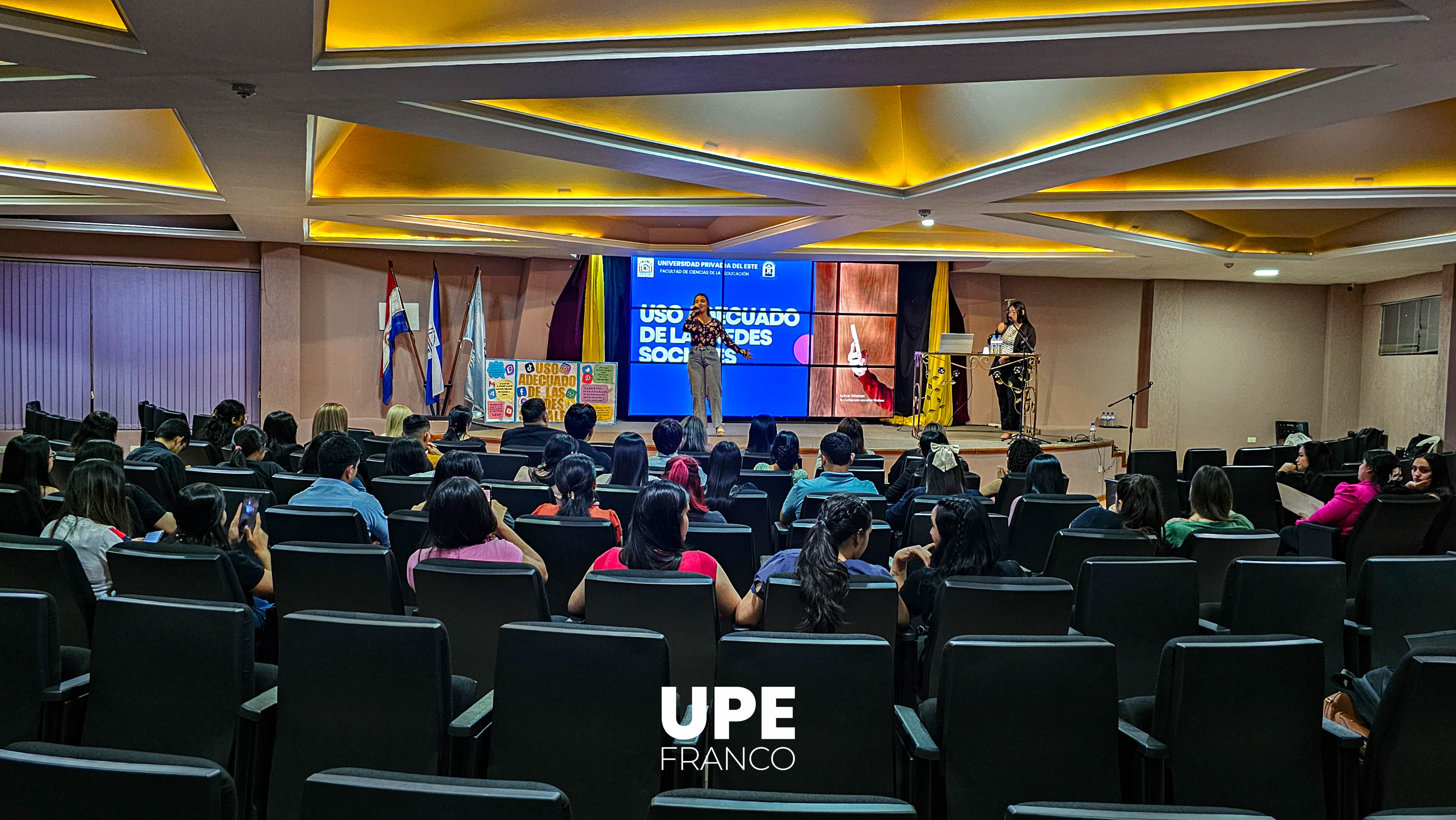 Concluye con éxito el Conversatorio sobre Manejo adecuado de las redes sociales