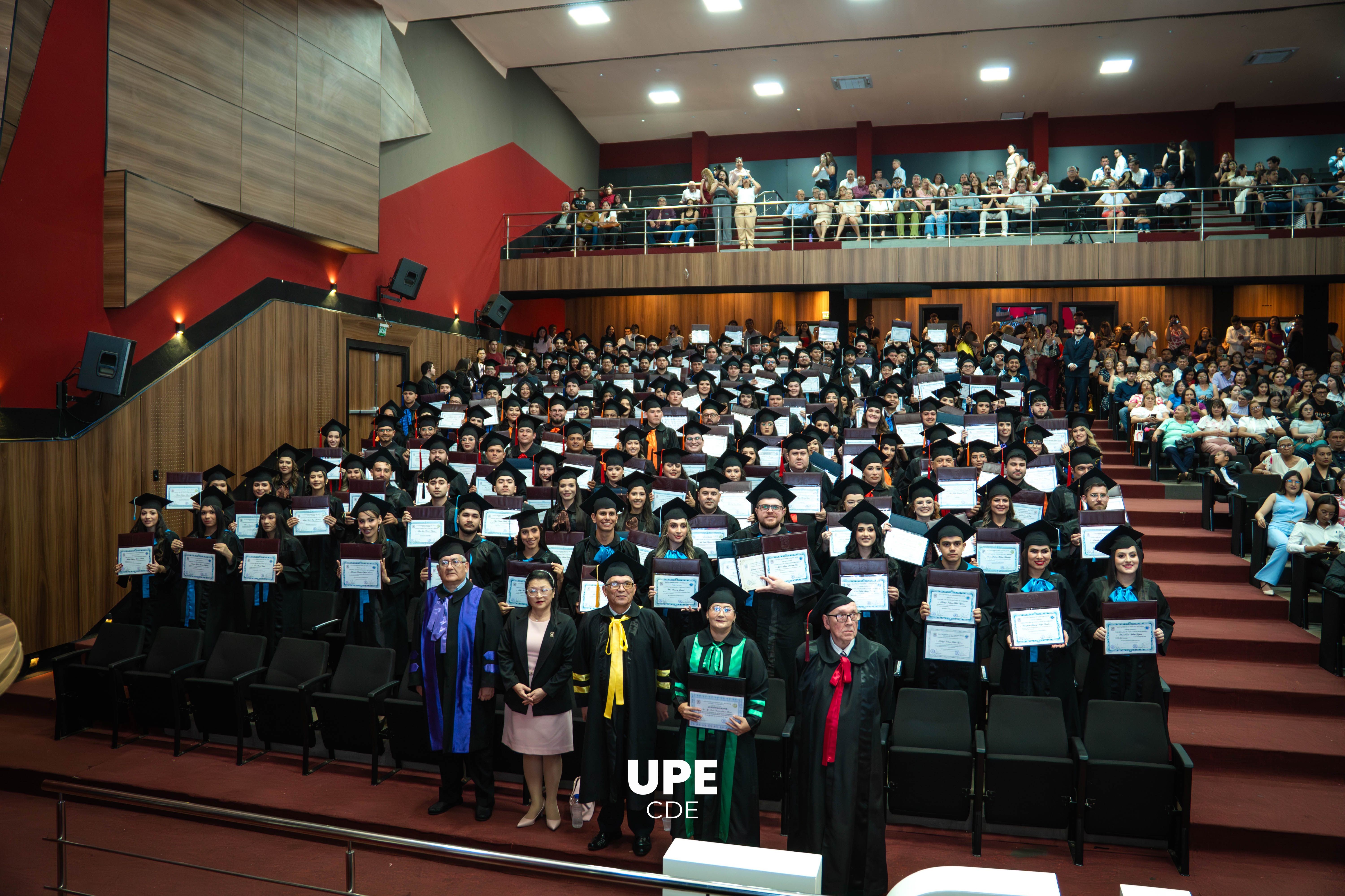CEREMONIA DE GRADUACIÓN: UPE, Filial Ciudad del Este
