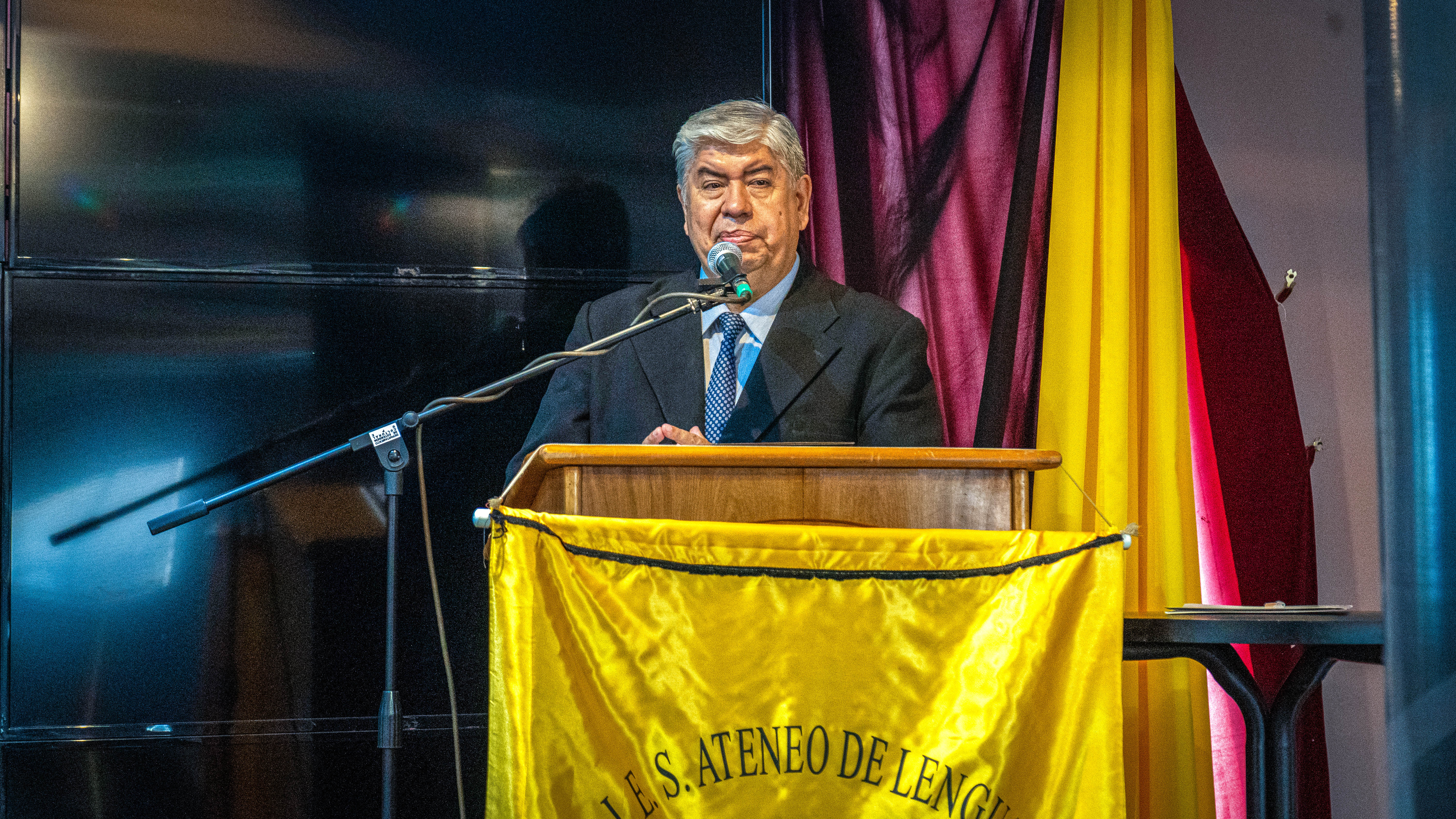 Acto de graduación del Instituto Superior del Ateneo de Lengua y Cultura Guaraní