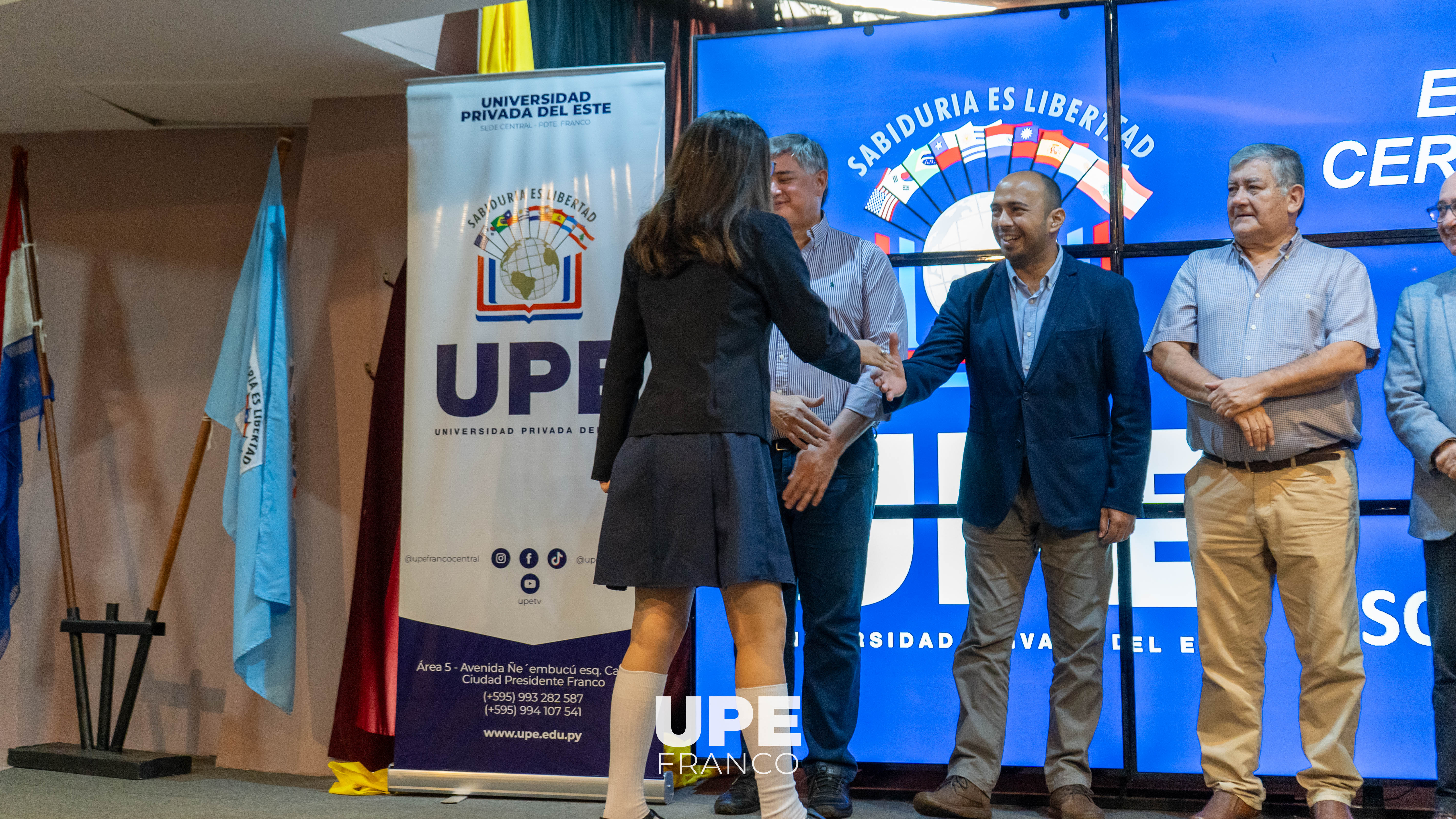 UPE Franco reafirma su compromiso con la Responsabilidad Social Universitaria con entrega de becas y medias becas