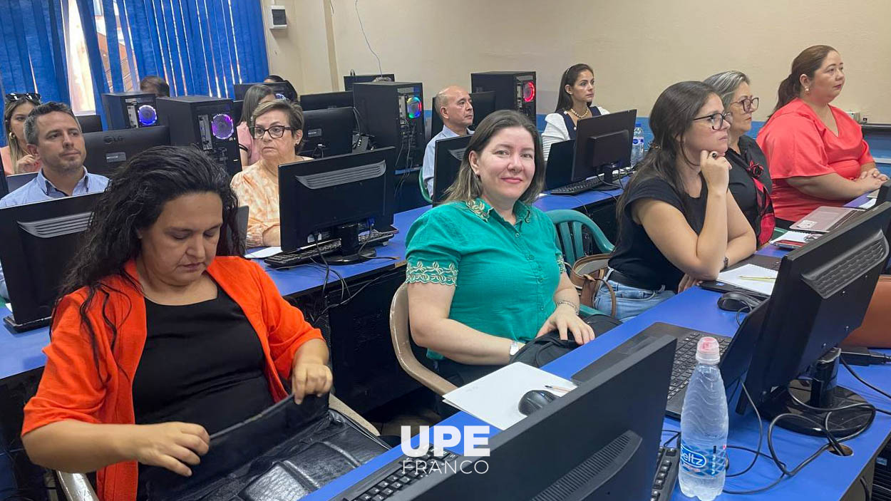 Capacitación Docente sobre Evaluación de Enfoque por Competencias