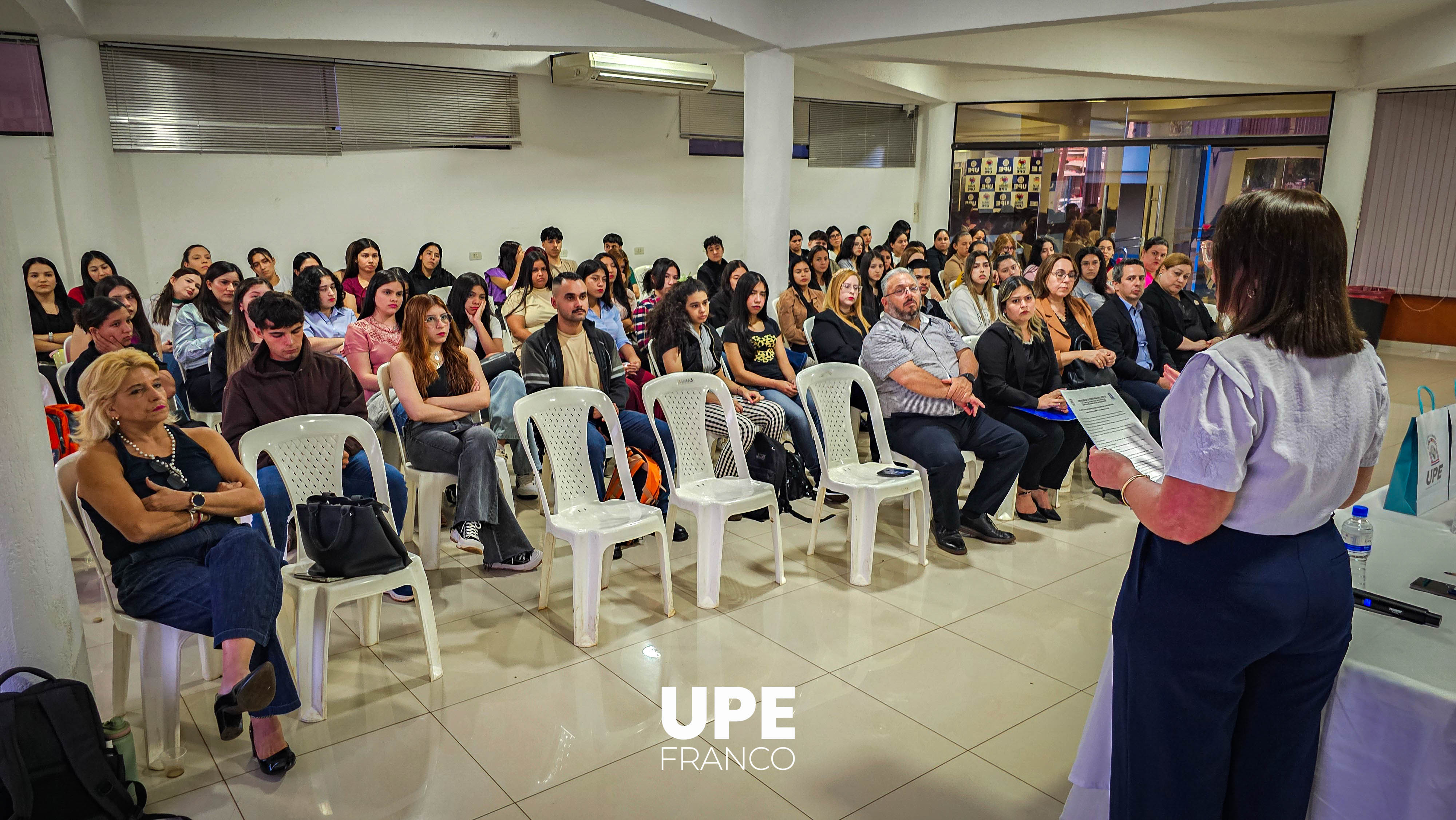 Reunión Informativa con estudiantes: Facultad de Ciencias de la Educación
