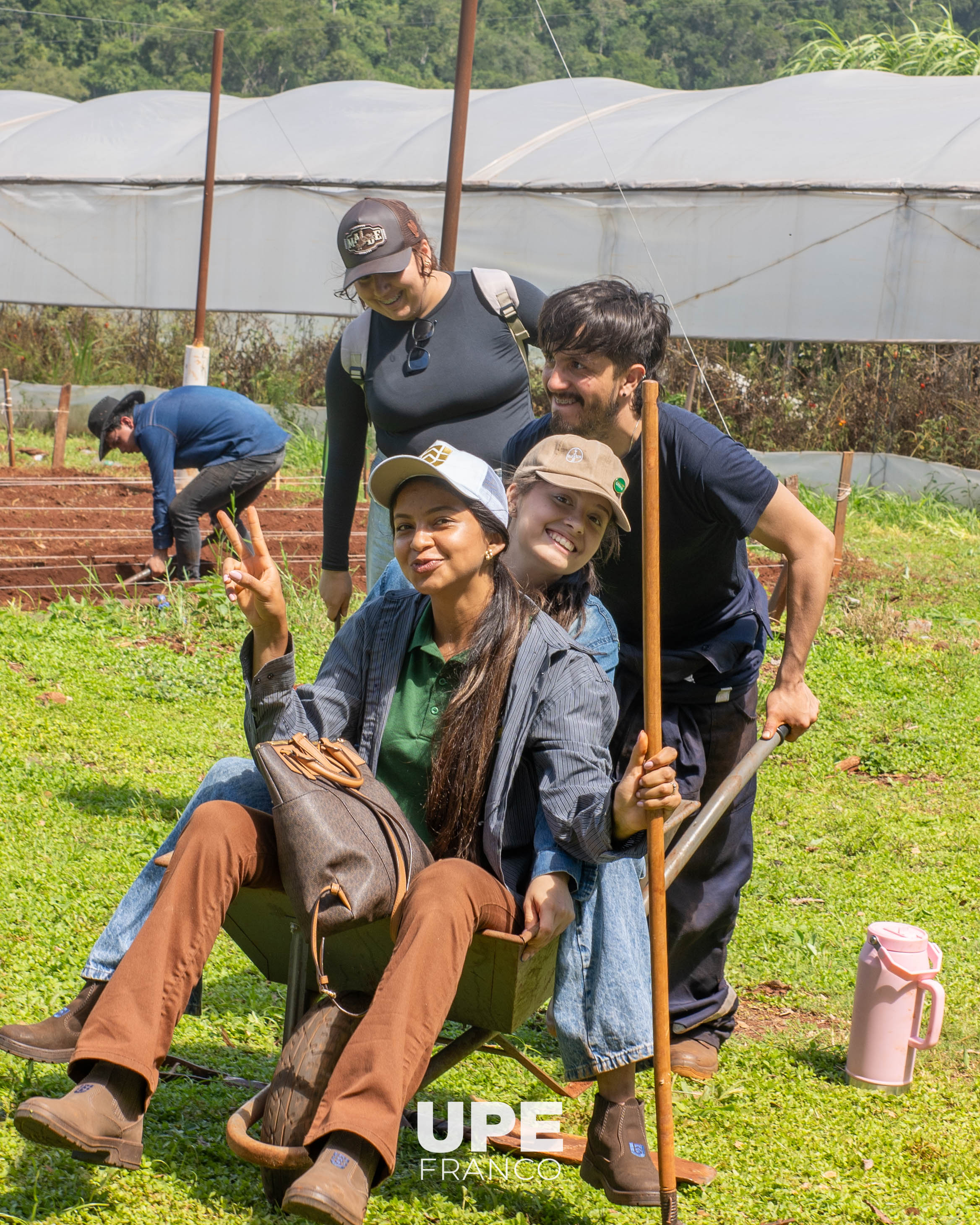 Día de Campo: Actividades en el Centro Experimental e Investigaciones - Facultad de Ciencias Agropecuarias