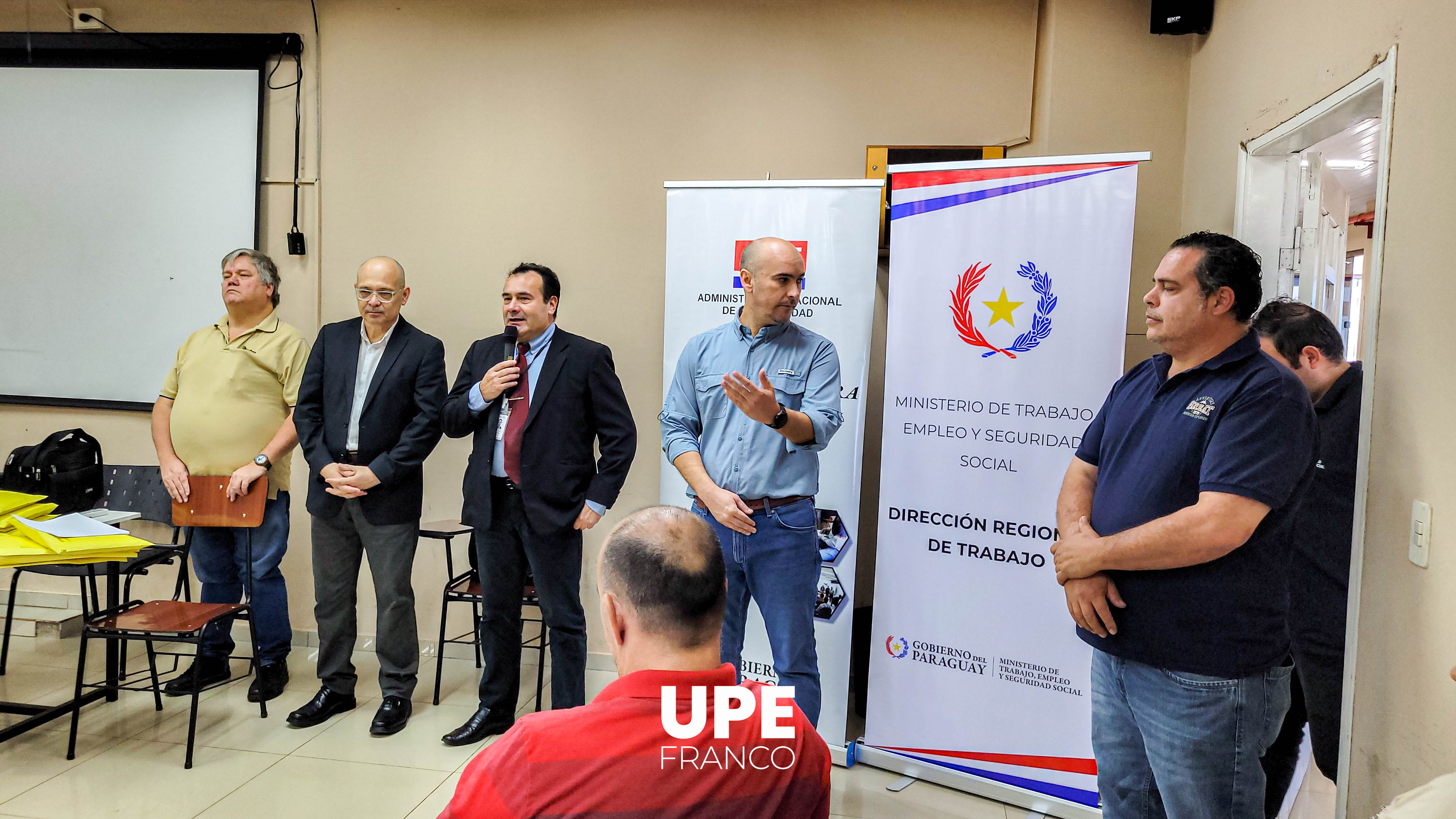 Examen de matriculación de electricistas en la UPE FRANCO: Mesa Examinadora de Electricistas de la ANDE (MEEDA)