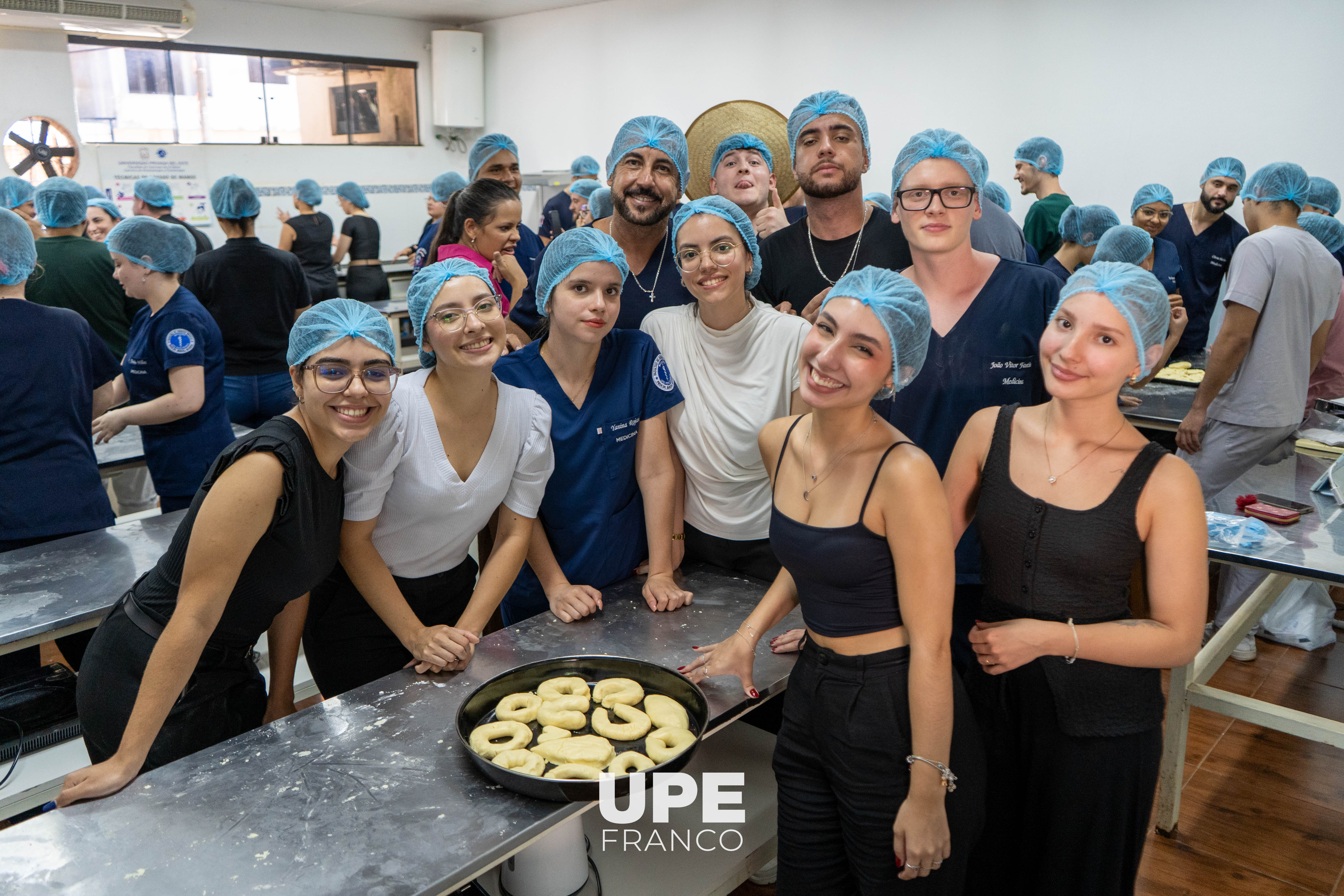 Estudiantes de Medicina realizaron una jornada de Chipa Apo en la UPE FRANCO