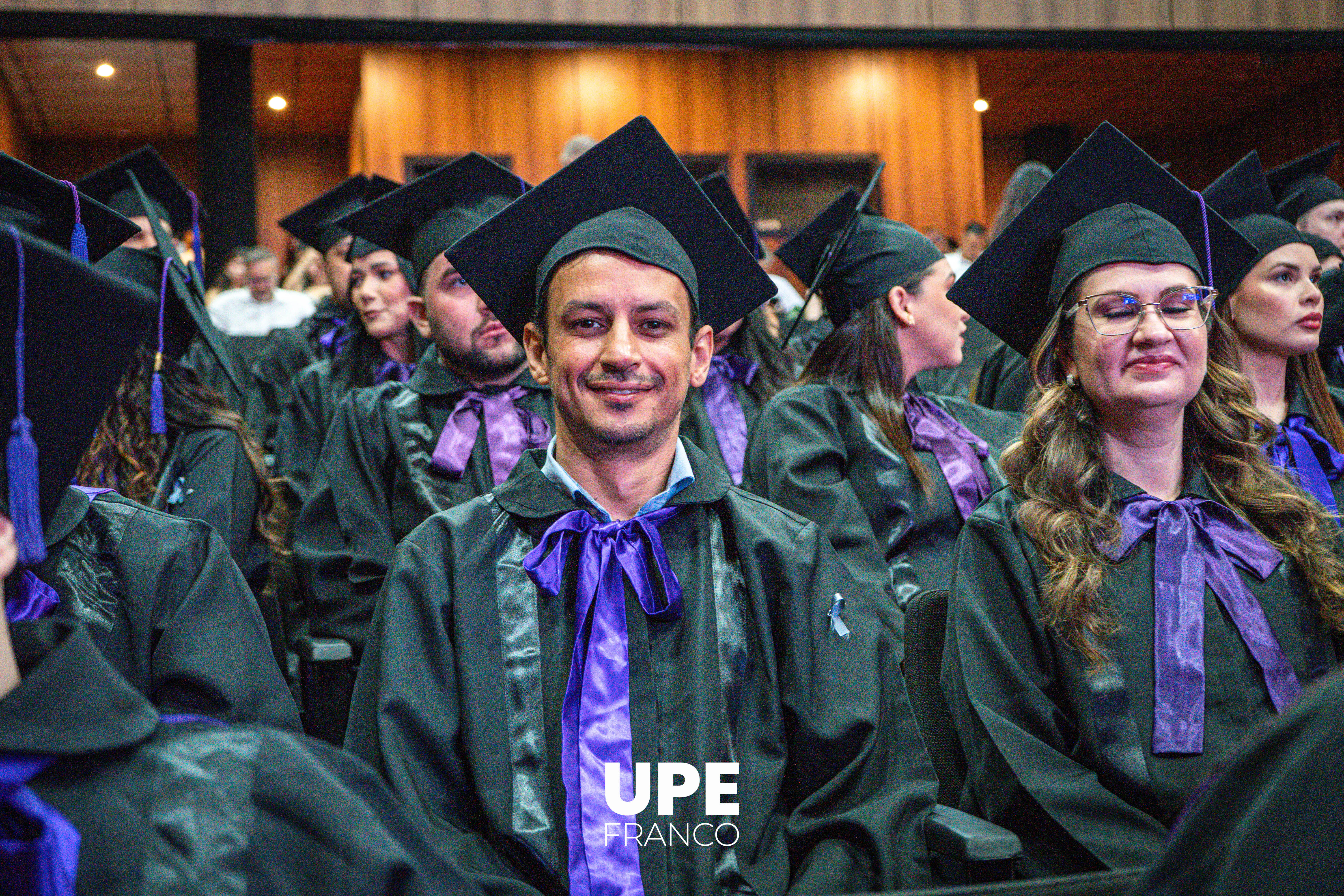 CEREMONIA DE GRADUACIÓN: Carrera de Medicina – UPE FRANCO
