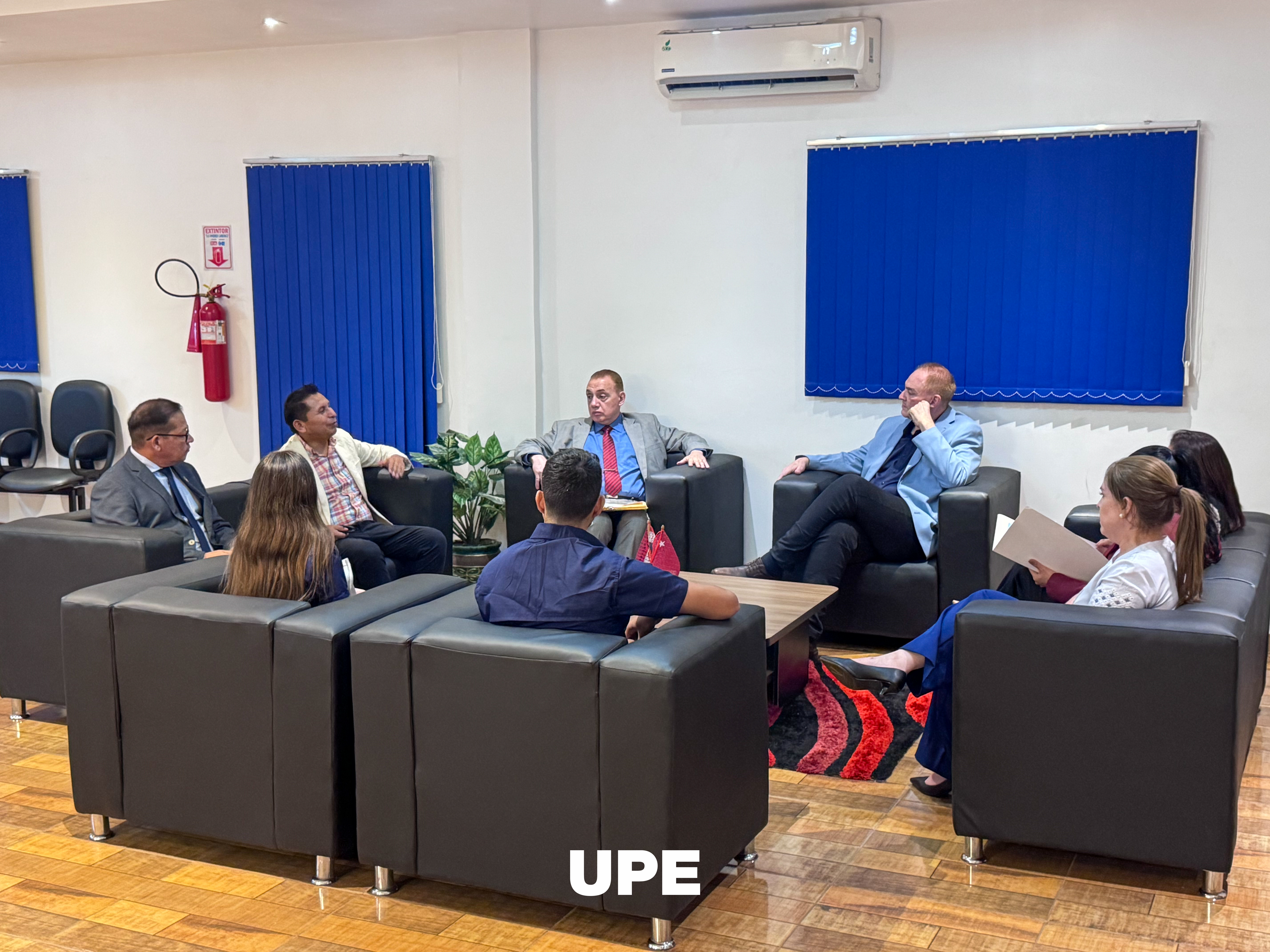 Concluye Curso de Metodología de la Investigación: Convenio entre UPE y Centro de Investigación y Desarrollo - Ecuador