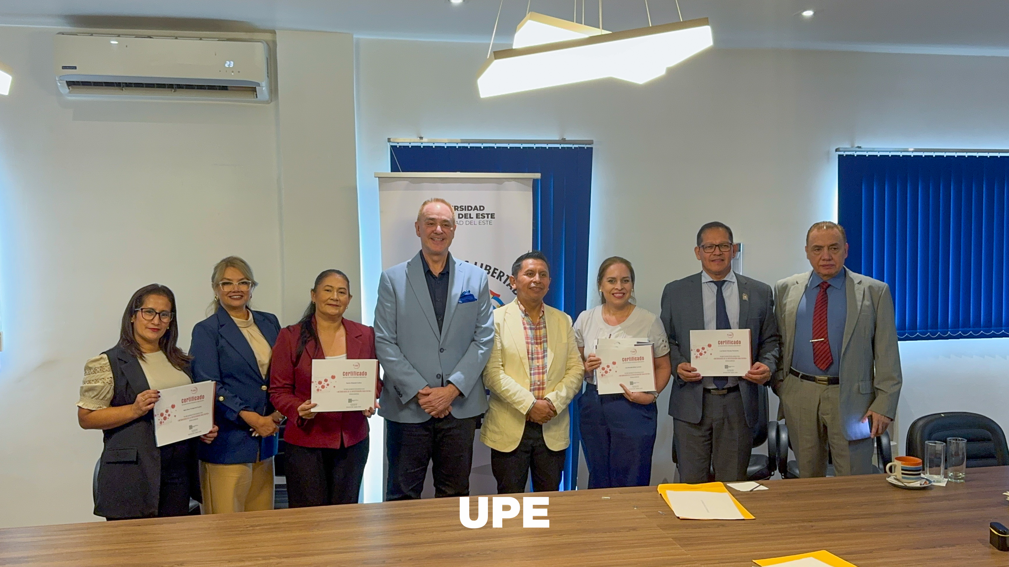 Concluye Curso de Metodología de la Investigación: Convenio entre UPE y Centro de Investigación y Desarrollo - Ecuador