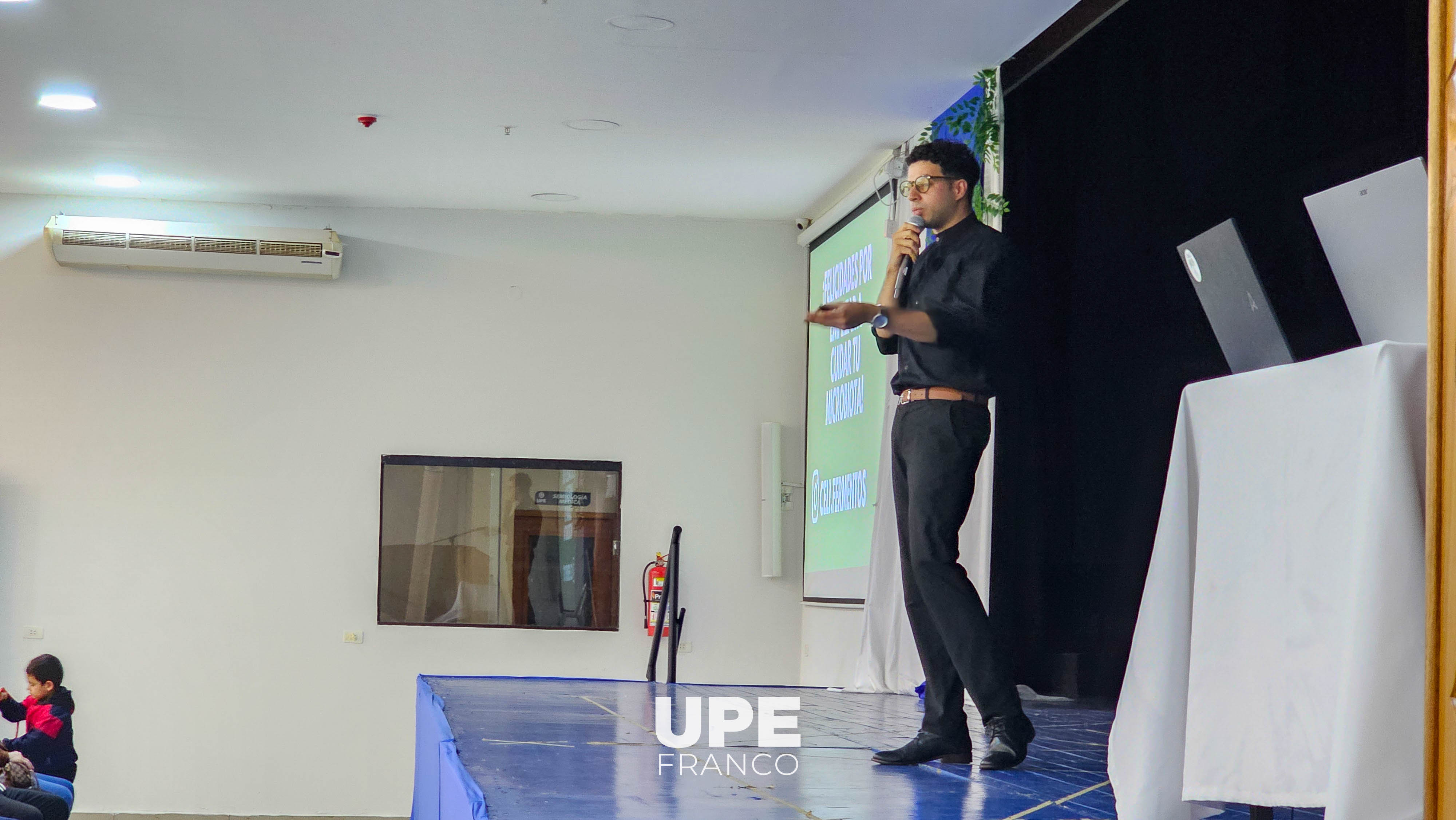 UPE Franco desarrolló jornada sobre microbiota intestinal y salud digestiva en niños con TEA