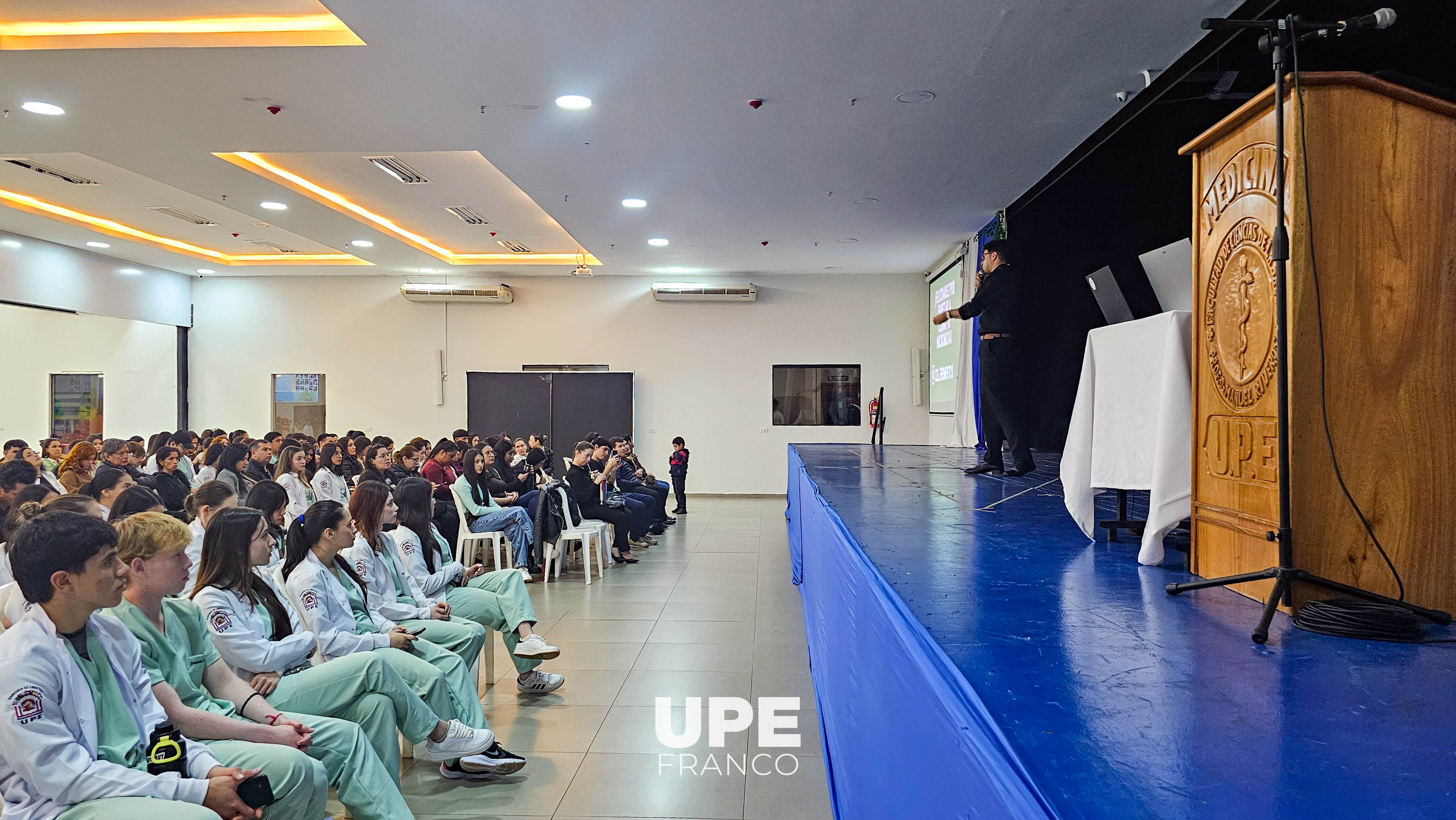 UPE Franco desarrolló jornada sobre microbiota intestinal y salud digestiva en niños con TEA