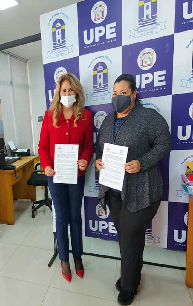 La Facultad de Ciencias Administrativas y Contables de la UPE, firmó un Convenio Marco con la Agencia de Desarrollo e Integración de la Región de Itaipú (ADIRI)