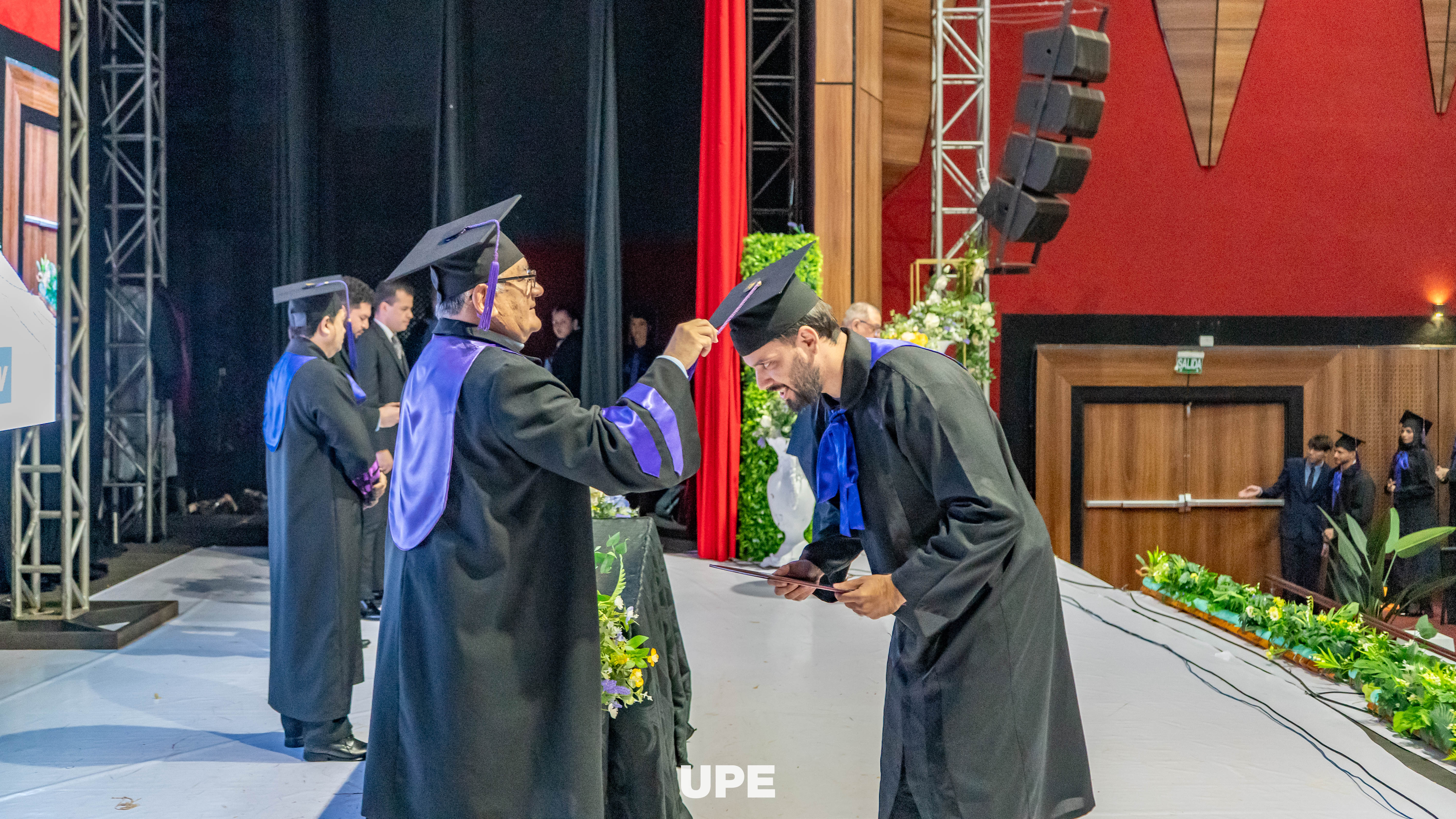 Ceremonia de Graduación de la carrera de Medicina UPE CDE – Promoción 2025